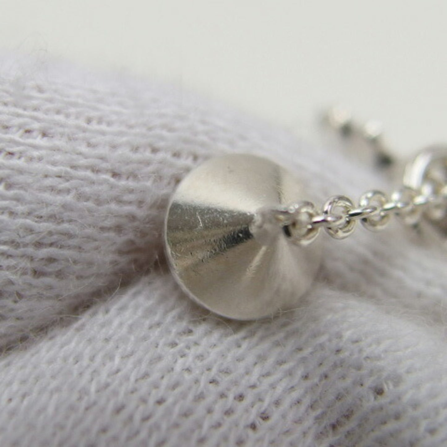 Gucci Double G Mother of Pearl Small Chain Silver Bracelet