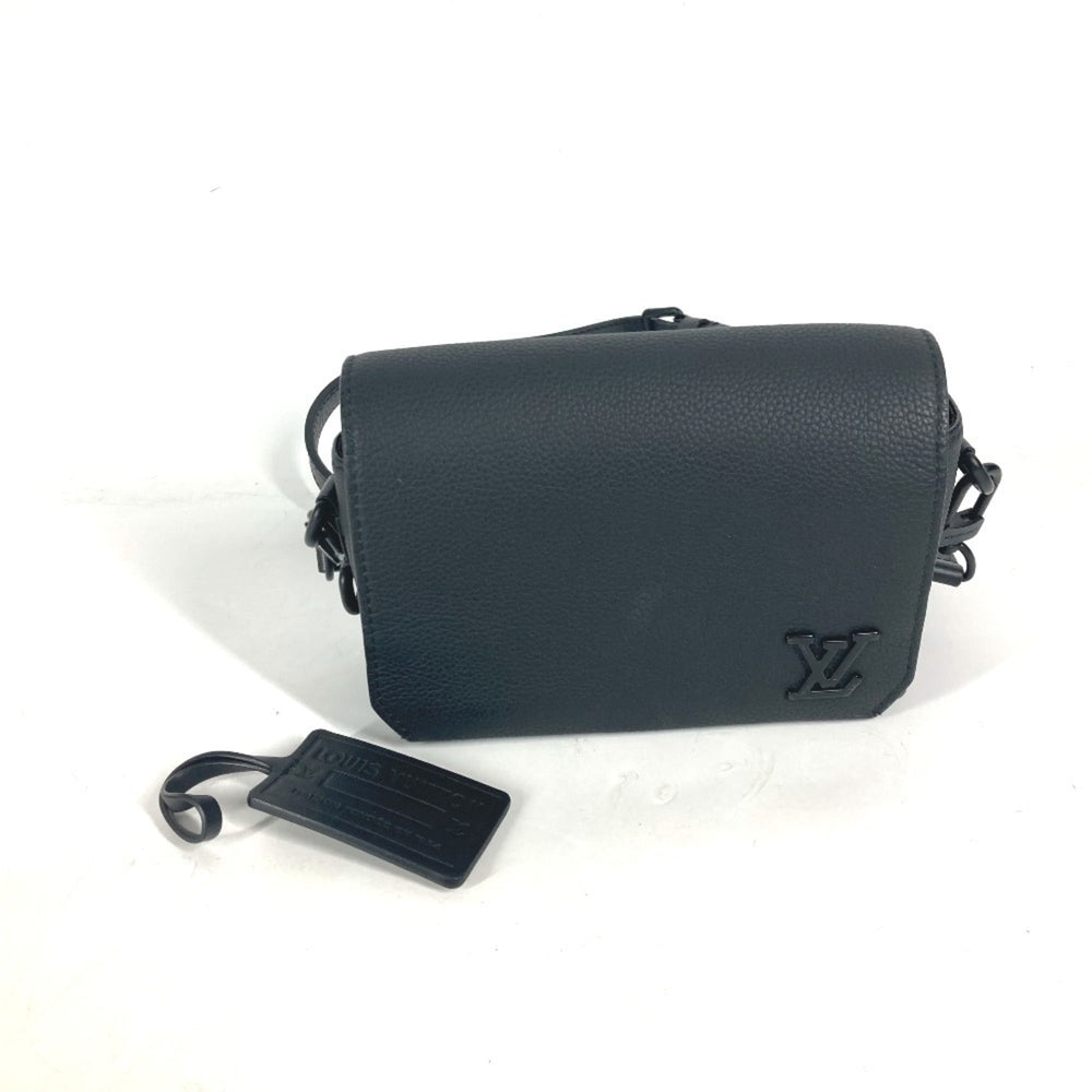 LOUIS VUITTON M82085 LV Aerogram Fast Line Wearable Wallet Pochette Shoulder Bag Men's Black G-240625-10 — Like New