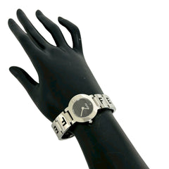 FENDI 3050L Logo Motif Stainless Steel Quartz Watch Silver 31341 — Good