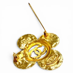 CHANEL Vintage 28 Coco Mark Flower Motif Brooch, Gold, Made in France, Women's, Highly Recommended ◎ — Like New