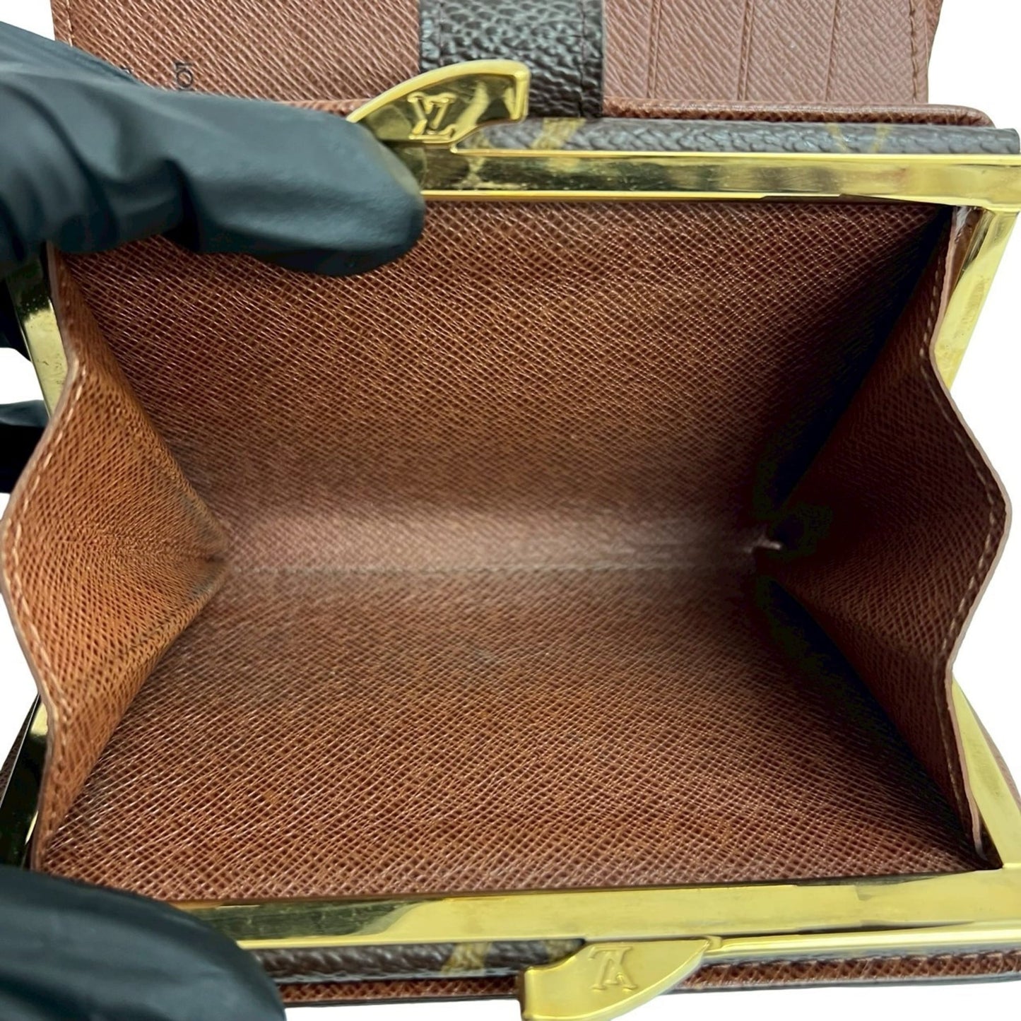 LOUIS VUITTON Louis Vuitton Portefeuille Viennois Monogram Leather Bi-fold Wallet with Clasp Closure, Brown, 34932