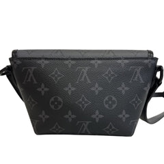 LOUIS VUITTON M12636 Pulse Wearable Wallet Pochette Smartphone Shoulder Bag, Monogram Eclipse, Black — New - Store Return