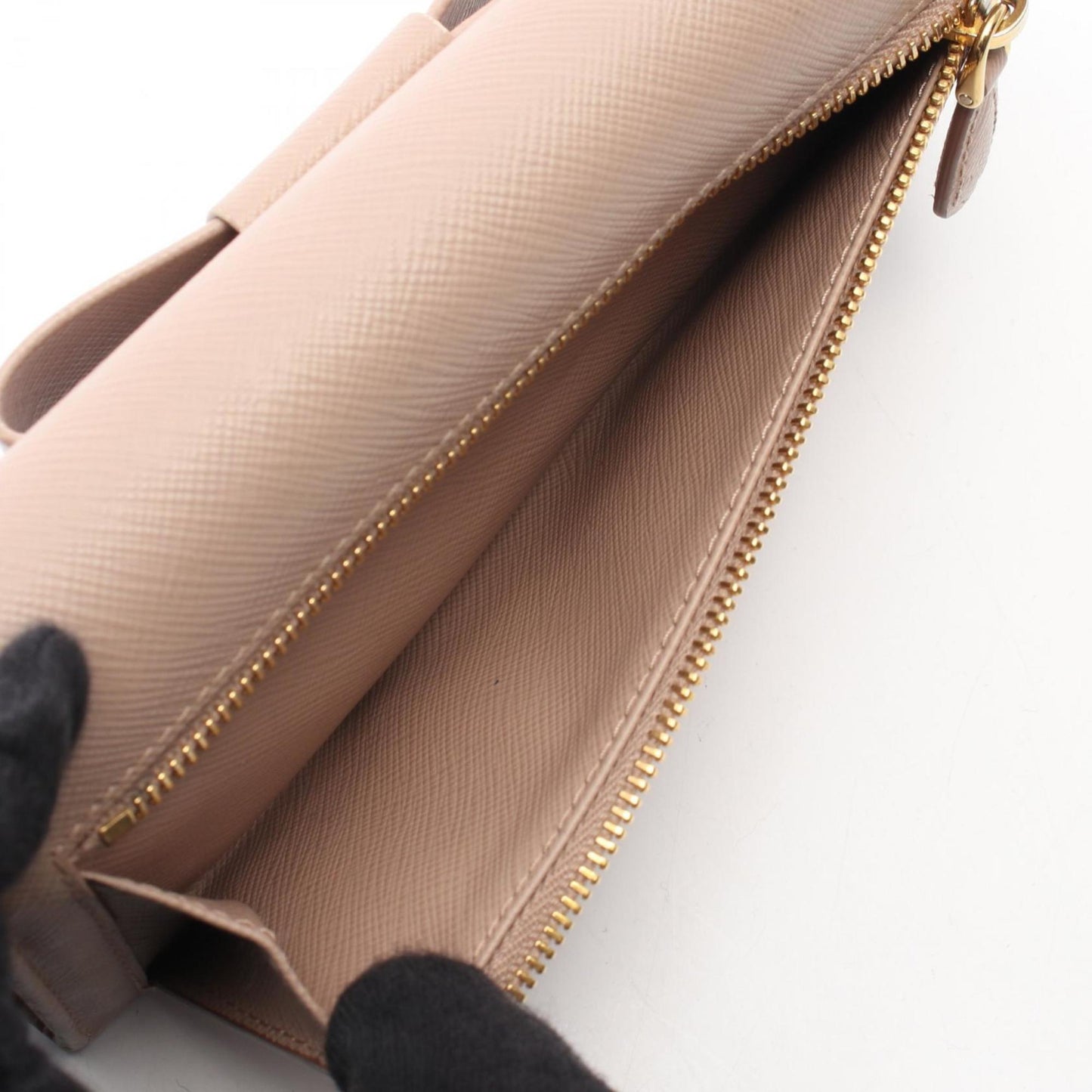 Prada SAFFIANO FIOCCO Bi-fold Long Wallet in Saffiano Leather, Women's, Pink, 1MH132