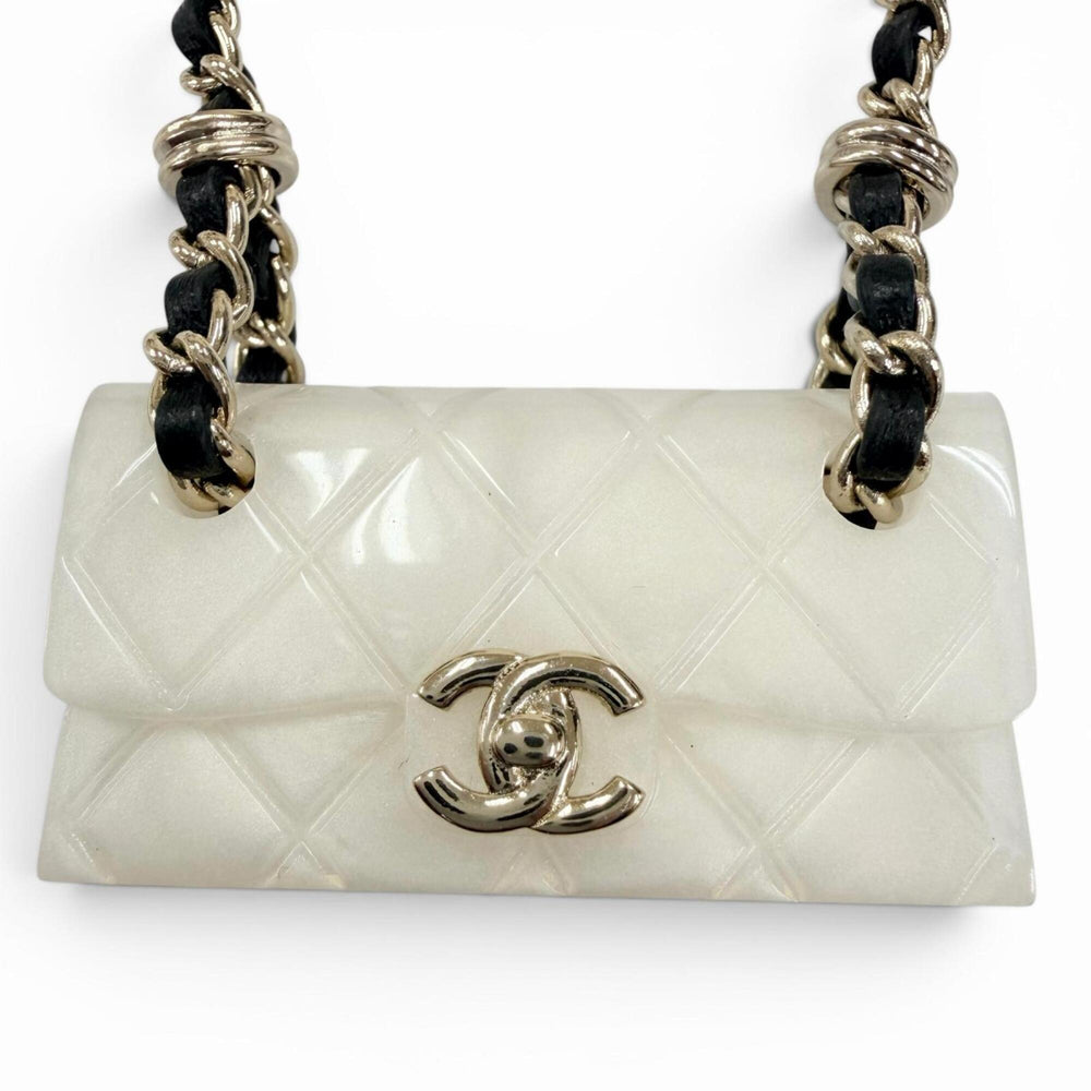 CHANEL B23C Matelassé bag motif Coco Mark chain necklace, ivory, made in Italy, 2023 model, women's — Like New