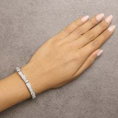 14K White Gold 7.0 Cttw Princess and Baguette Diamond Alternating Link Tennis Bracelet (H-I Color, I1-I2 Clarity) - 7" Inches