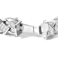 14K White Gold 8 1/5 Cttw Diamond Geometric Twisted Link Bracelet