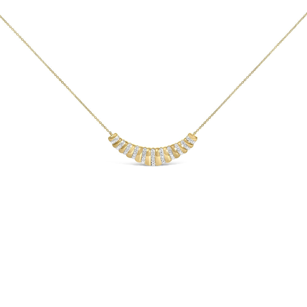 Gold Vermeil 1/10 Cttw Diamond Bold Ribbed Pendant Necklace