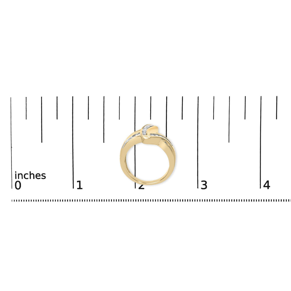 10K Yellow Gold 3/4 Cttw Channel Set Round and Baguette-cut Diamond Double Shank Bypass Ring (J-K Color, I1-I2 Clarity)
