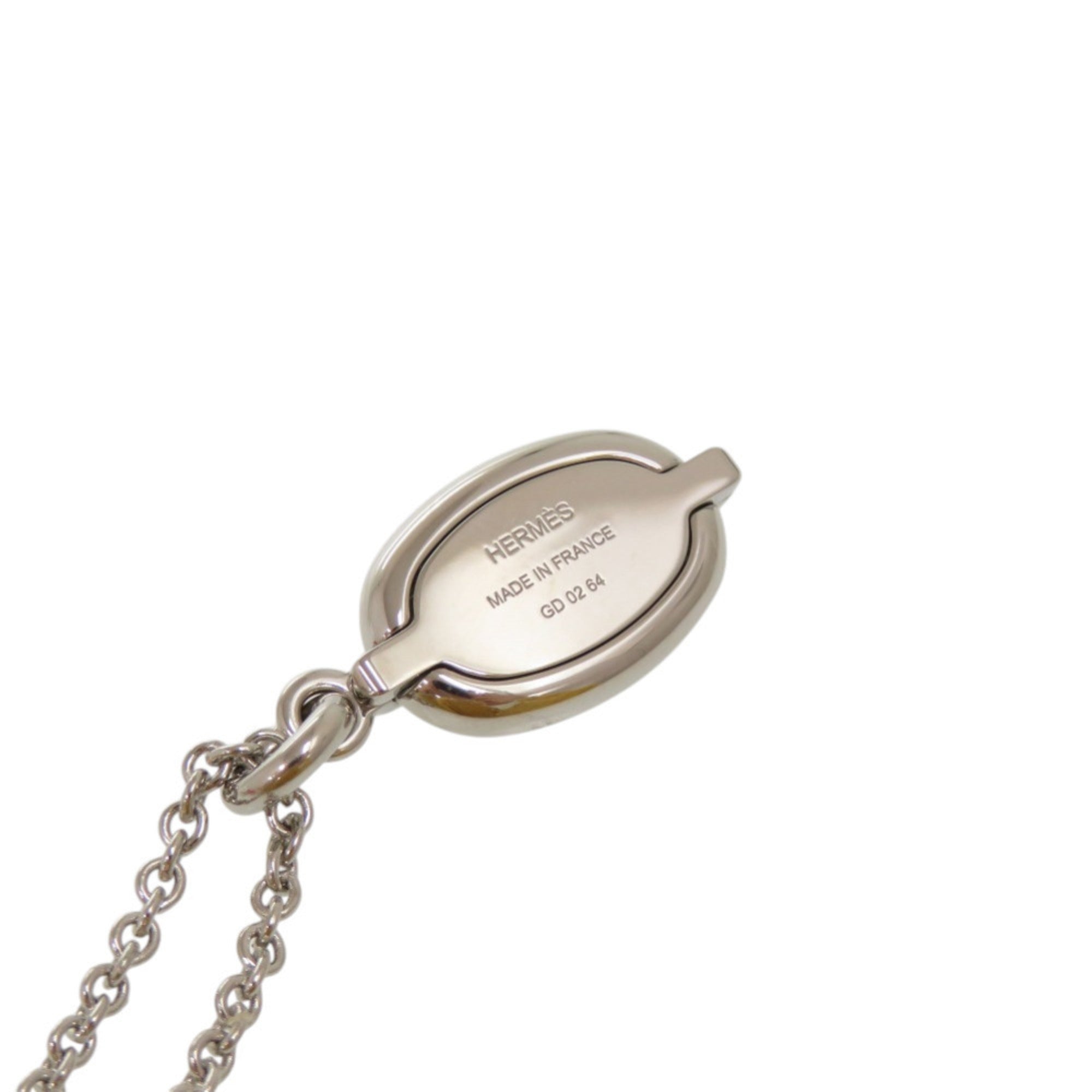 Unused Hermès Mini Maillon PM Pendant H100053FPD3, White Crème Metal Necklace, 1484HERMES — New - Store Return