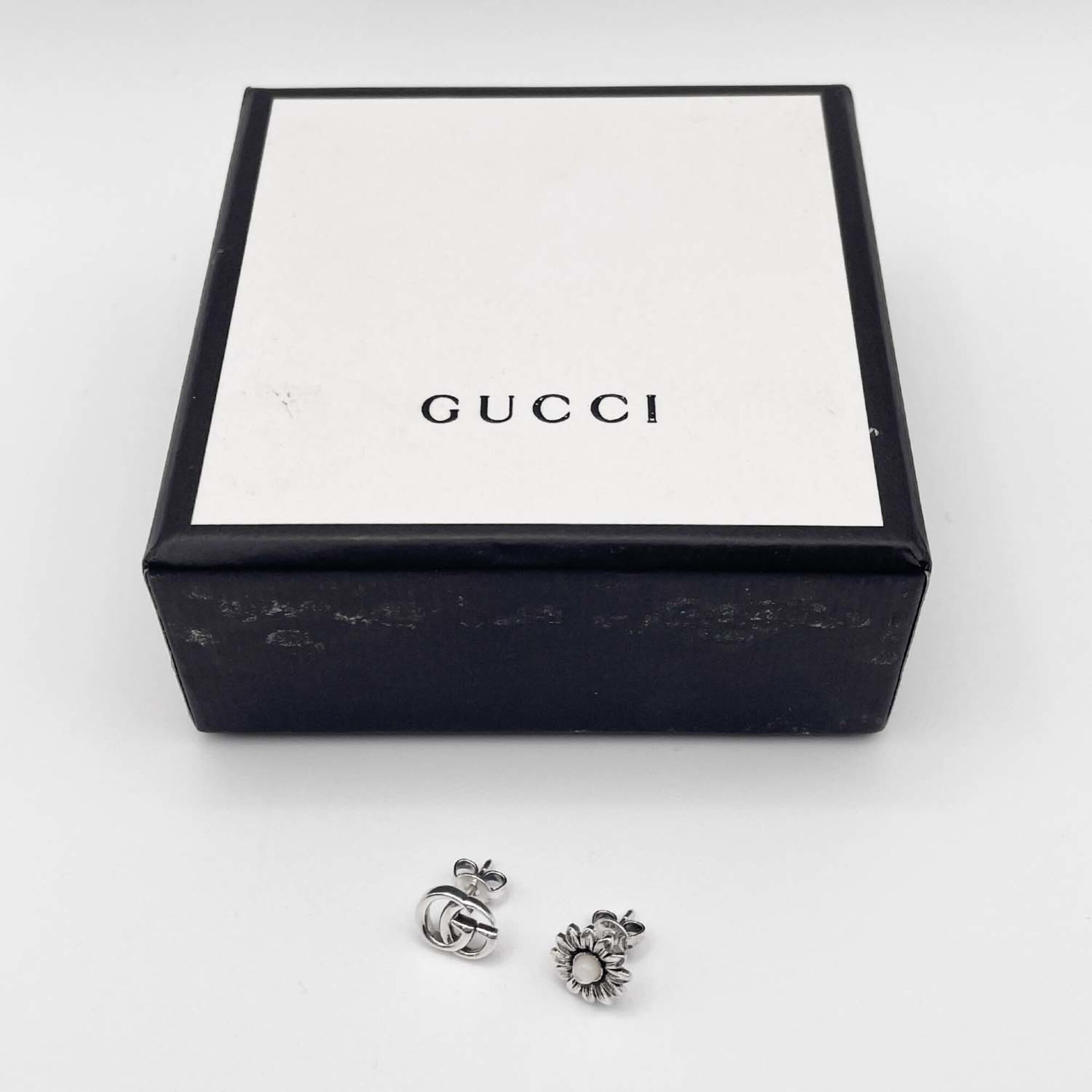 GUCCI Double G Logo Flower Earrings GG SV925 Shell Silver Women's — Like New