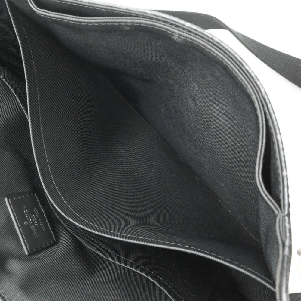 LOUIS VUITTON District MM NM Shoulder Bag, Monogram Eclipse, Black, Men's, M44001 — Like New
