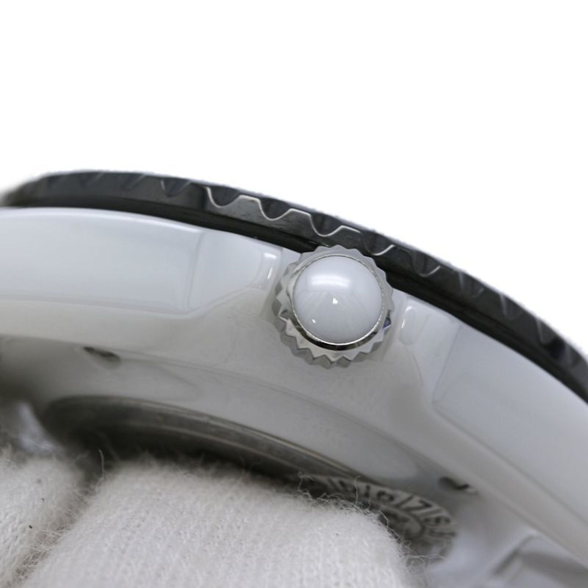 CHANEL J12 Couture H9763 Women's Watch, White Ceramic x Stainless Steel, 40446 — New - Store Return