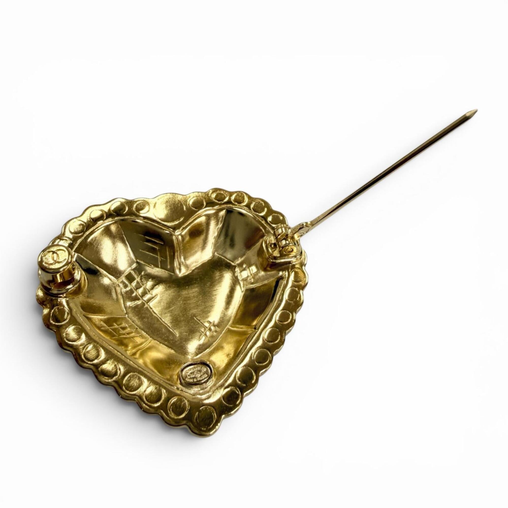 CHANEL L25K Coco Mark Heart Rhinestone Brooch, Gold, Made in France, Women's, with Box and Dust Bag — Like New