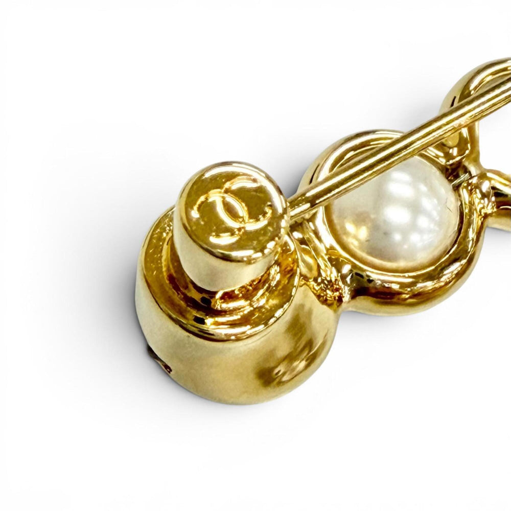 CHANEL 24S Coco Mark No. 5 Pearl Brooch, Gold, Made in Italy, Women's, Comes with Box, Adult Cute, Elegant, Highly Recommended ◎ — Like New