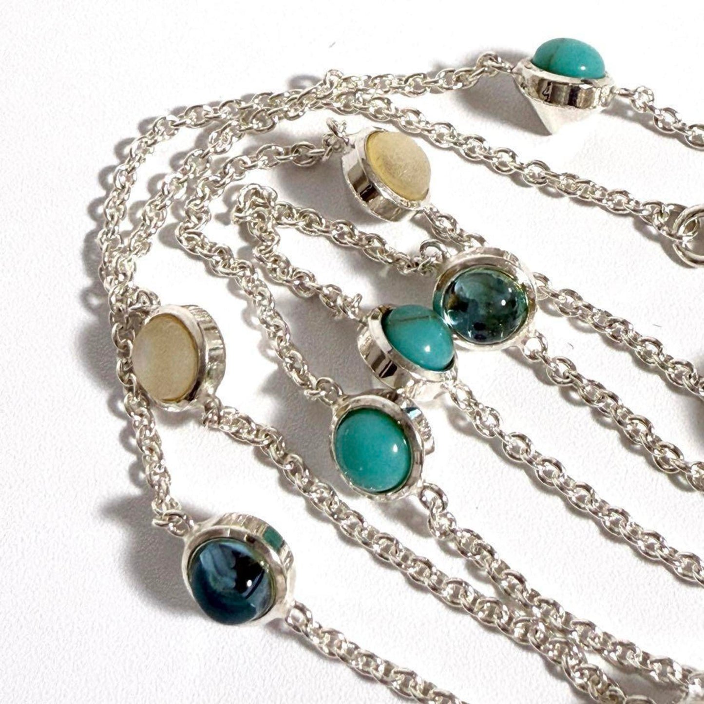 Gucci Double G Mother of Pearl Necklace Pendant Silver 925