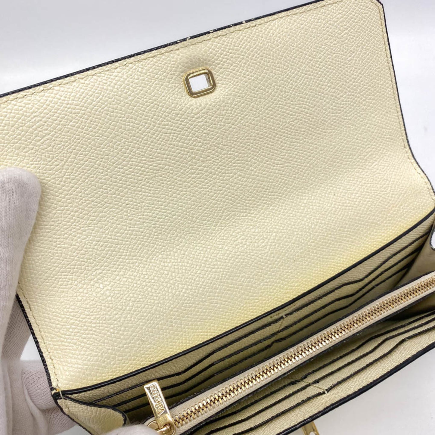 Valextra Women,Men Leather Long Wallet (bi-fold) Cream