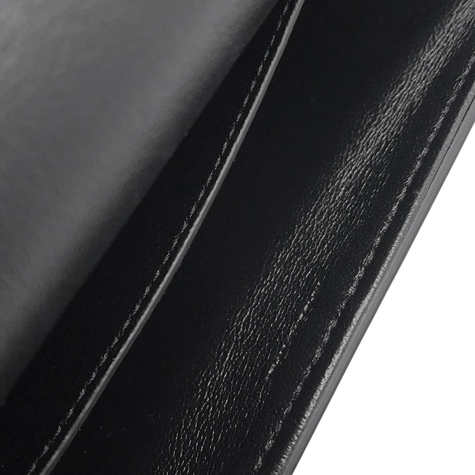 Celine shoulder bag, Maillon Triomphe, calf leather, 193123, black, handbag — Like New