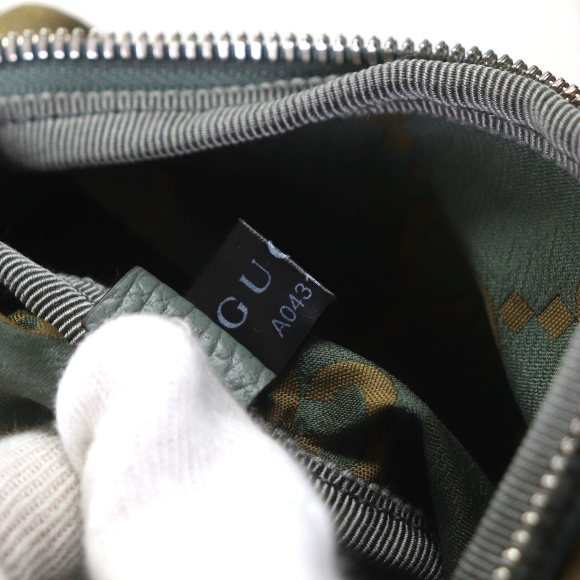 GUCCI 792287 GG Ripstop Belt Bag, Body Leather Waist Khaki, Includes Dust Made in Italy, Men's — Like New