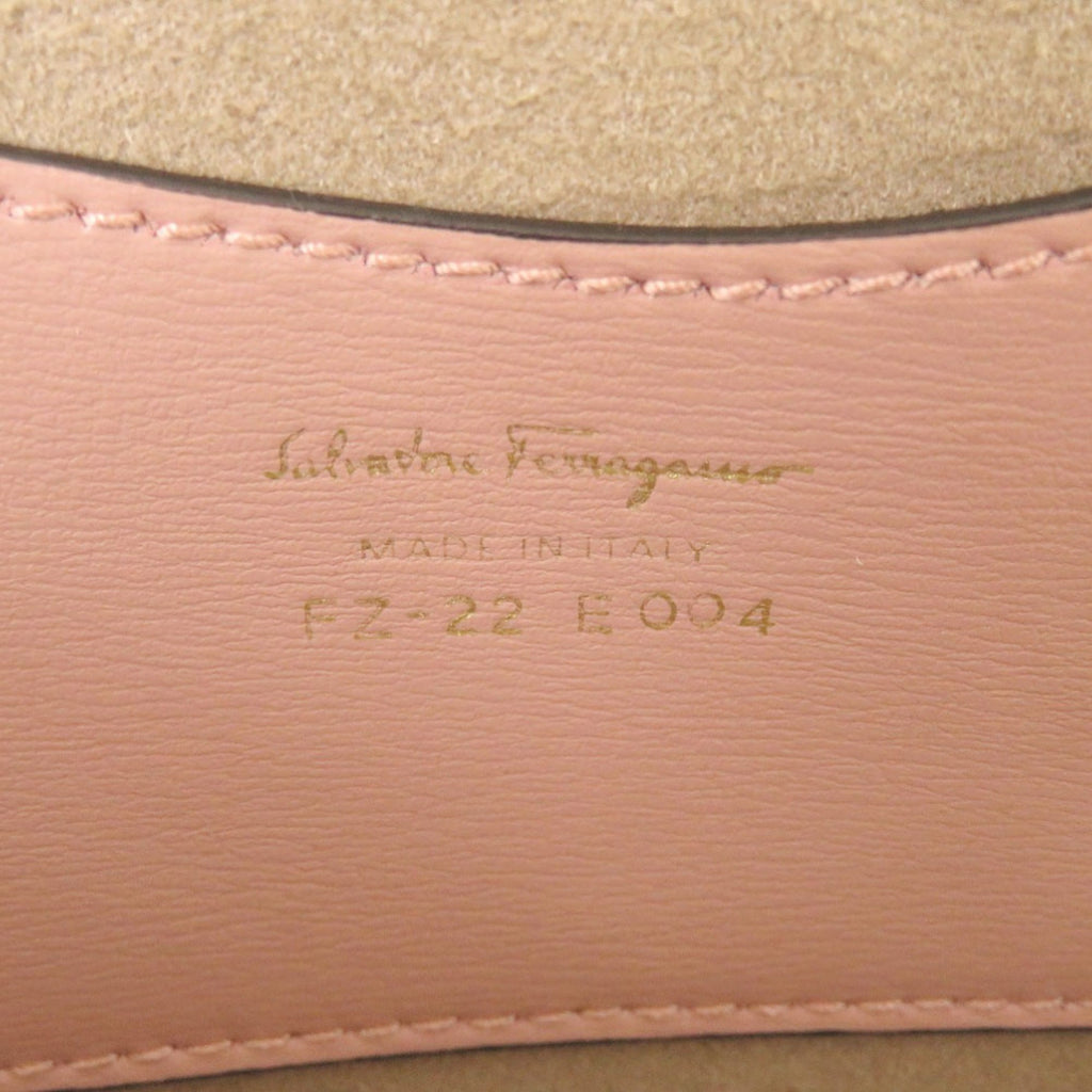 Excellent condition Salvatore Ferragamo 2-way Vara Ribbon leather pink shoulder bag 0588