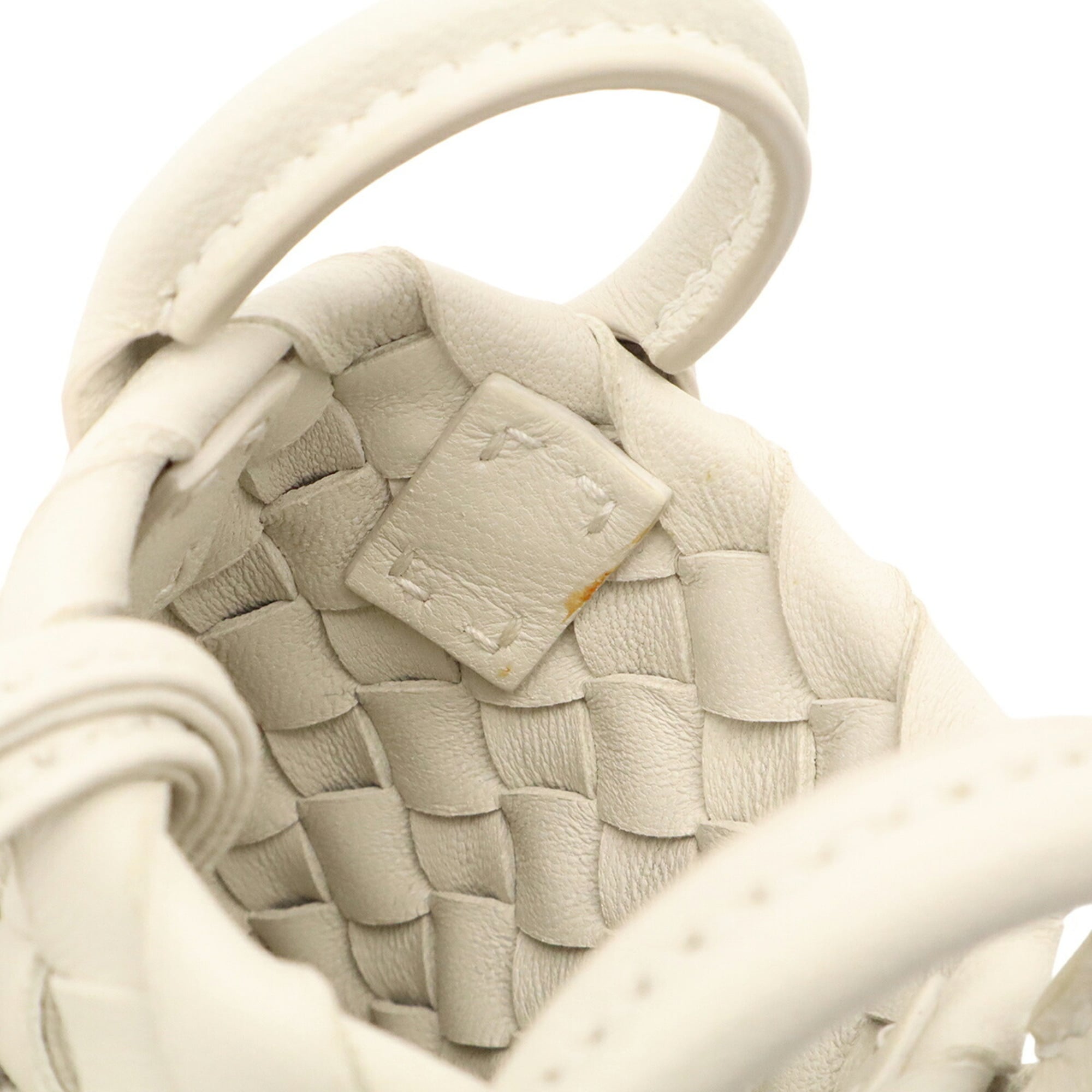 BOTTEGA VENETA Intrecciato Accessory Bag Charm Keychain Mini Pouch Leather Off-White — Like New
