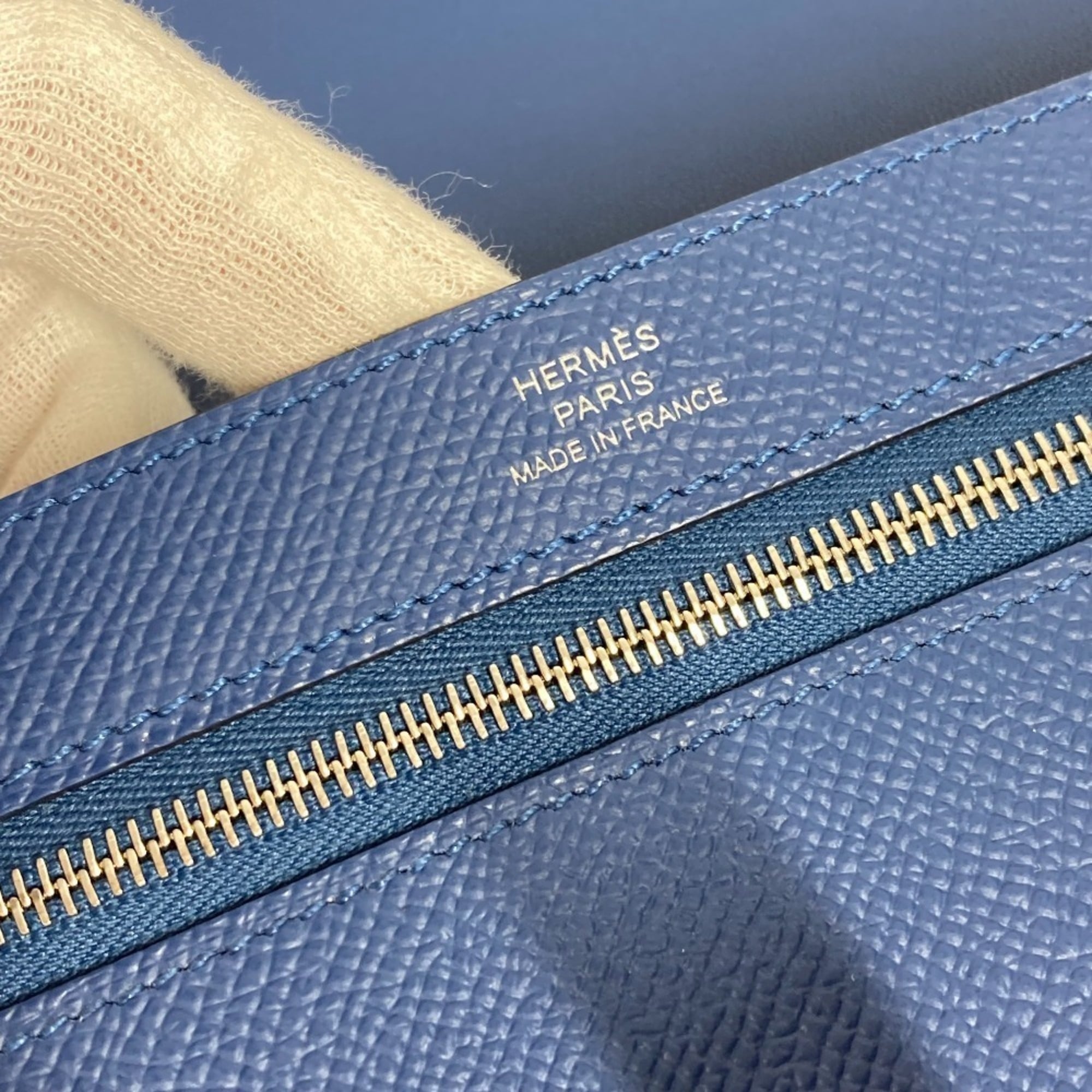 HERMES New H Passant Toutenman Logo Long Wallet Clutch Bag Epson Men's Women's Deep Blue Like