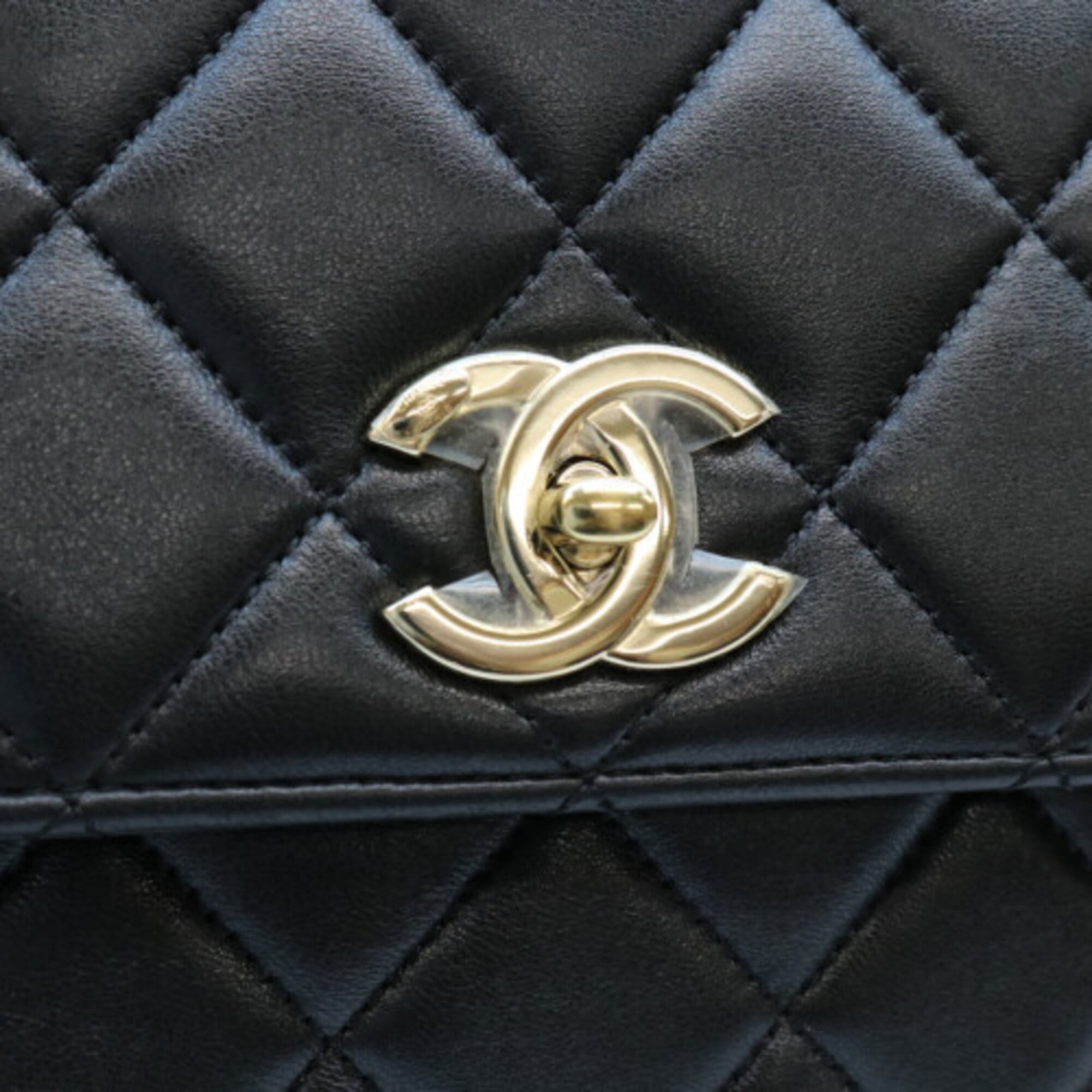 CHANEL A69923 Black Lambskin Gold Hardware Trendy CC Large 2-Way Shoulder Bag (Women's) — Like New