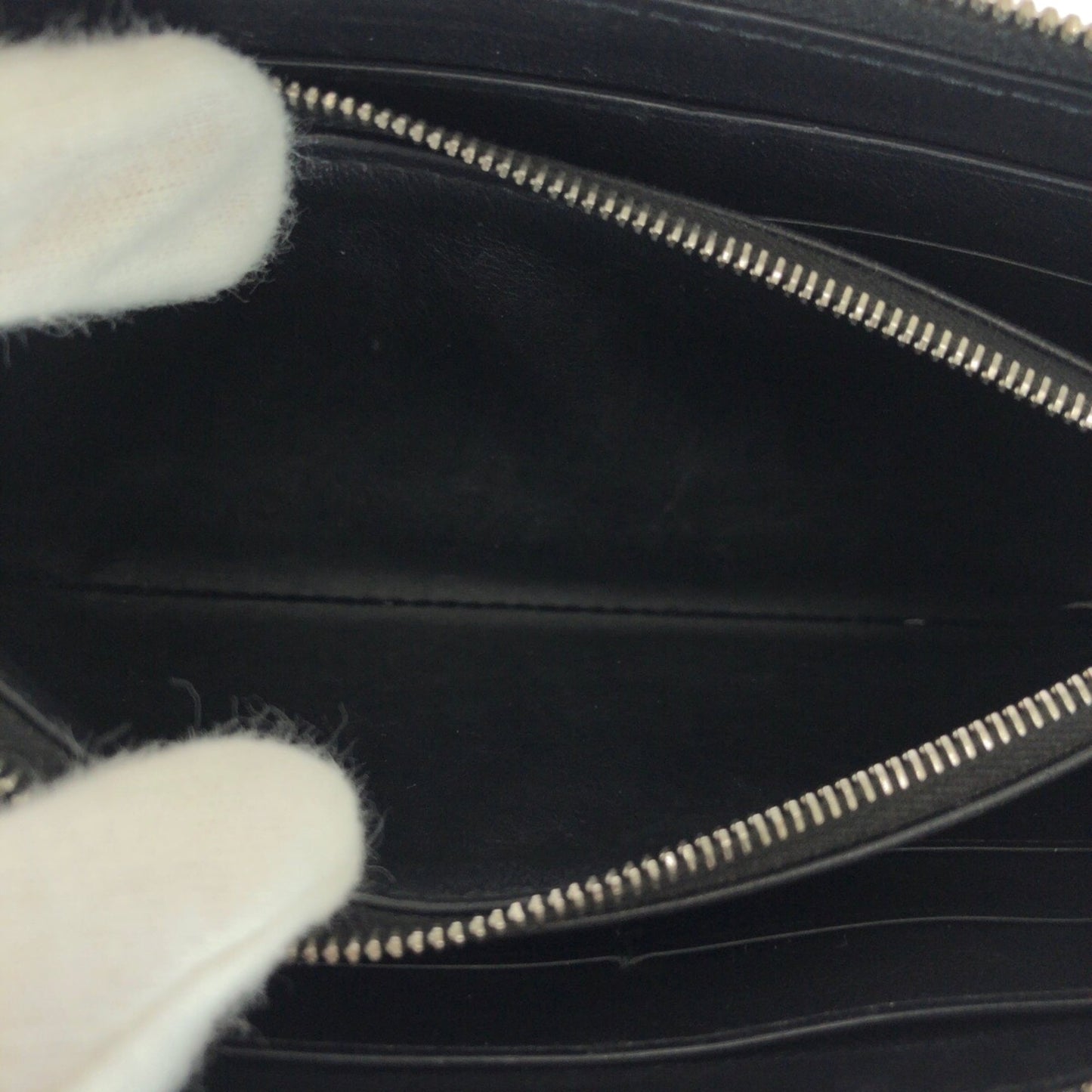 BOTTEGA VENETA Maxi Intrecciato Black Leather Long Wallet with Silver Hardware for Men