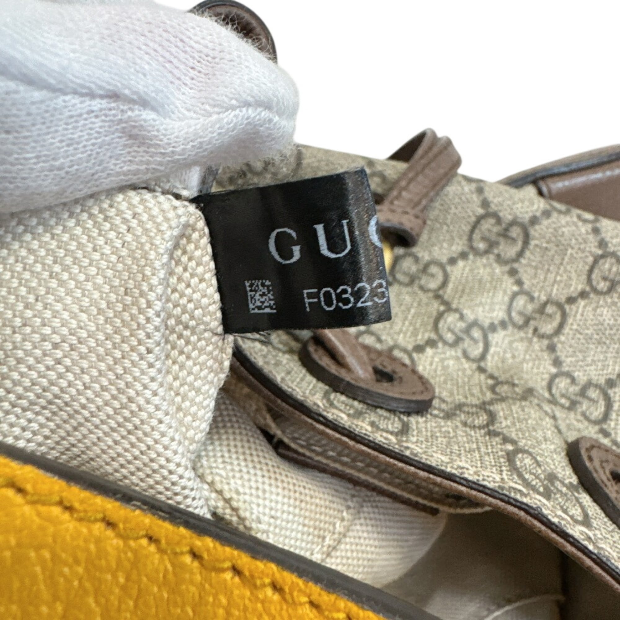 GUCCI 473875 Tiger Drawstring One-Shoulder Bag GG Supreme Handbag Brown — Like New