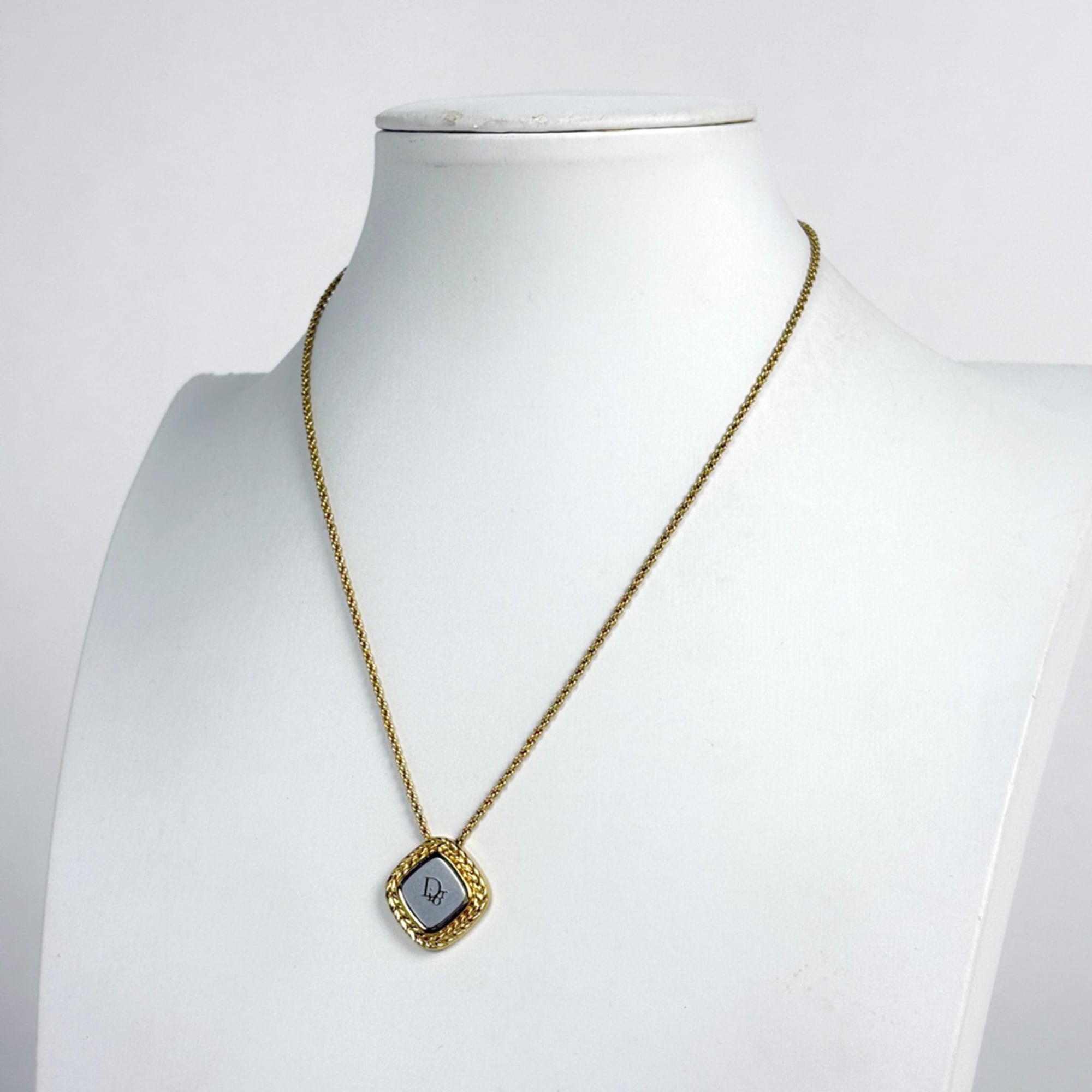 Christian Dior logo necklace in GP gold for women