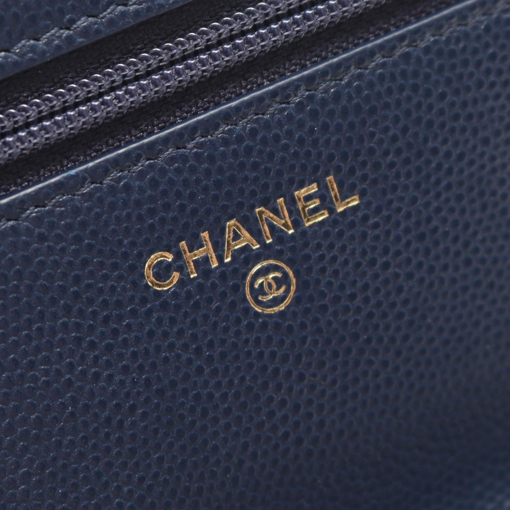 CHANEL CHANEL19 Matelasse Shoulder Bag in Grained Calfskin Leather, Navy