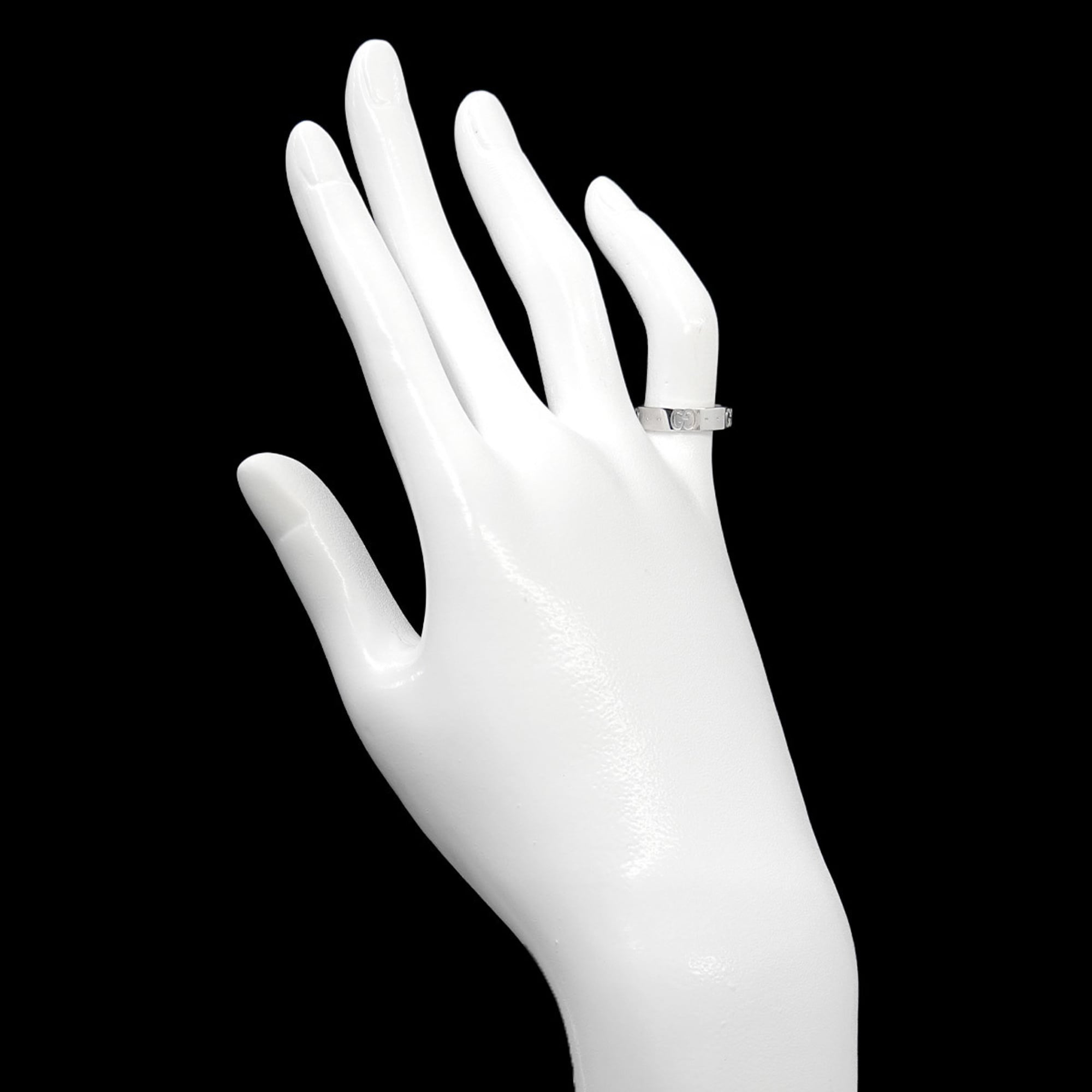 Gucci Icon #7 Ring, 18K White Gold (750) — Like New