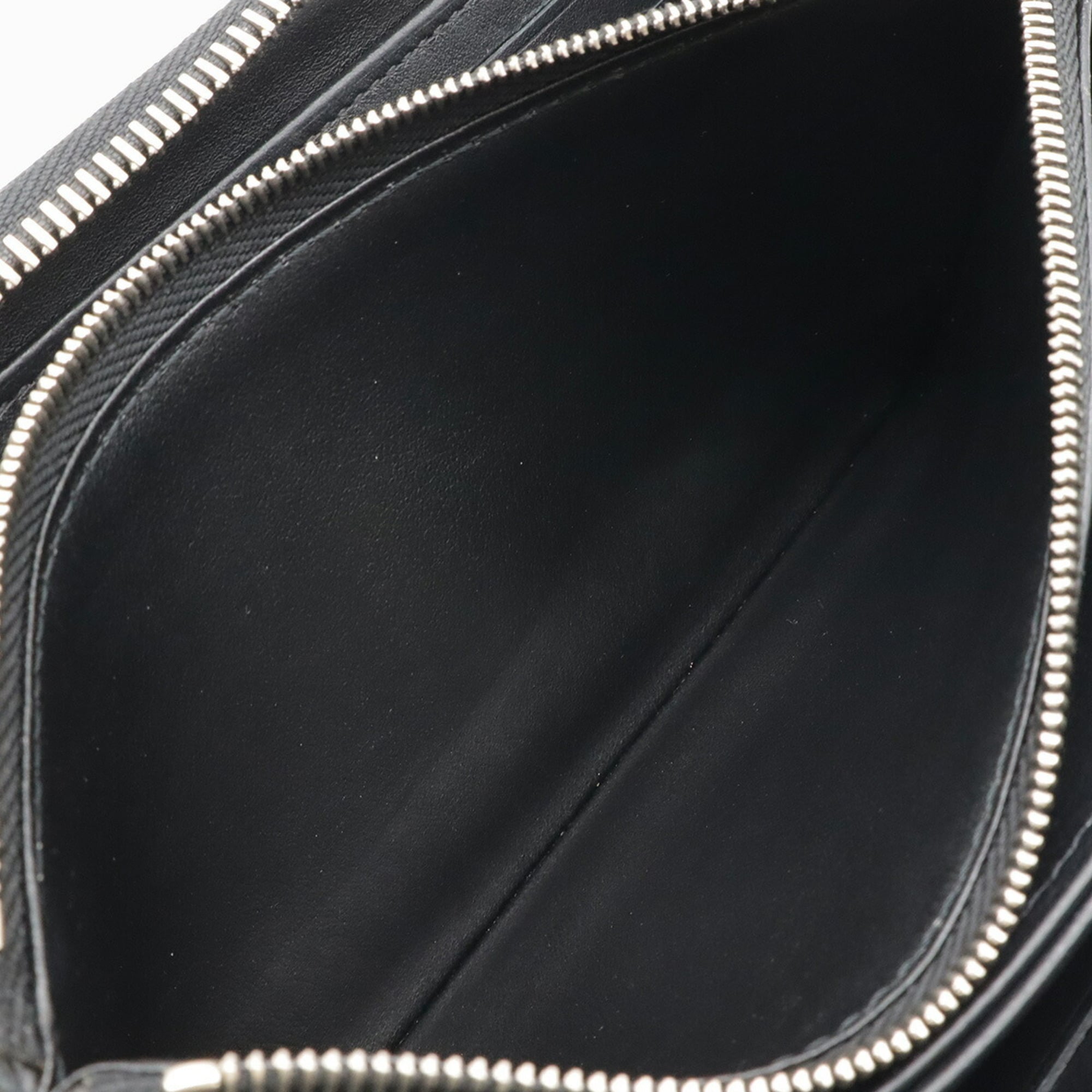 LOUIS VUITTON Monogram Mahina Zippy Wallet, Round Long Leather, Noir, Black, M61867