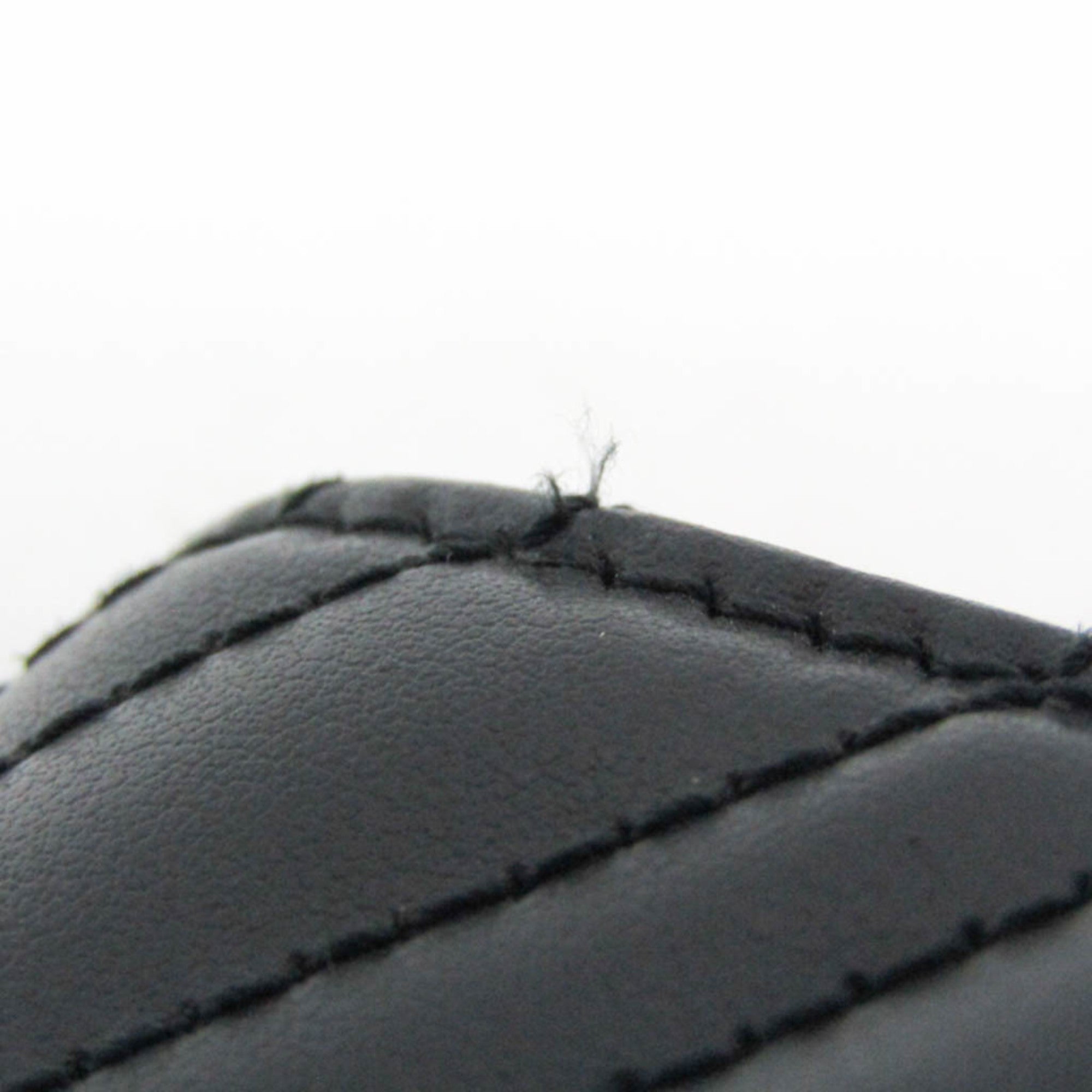 Gucci GG Marmont 773427 Women's Leather Wallet (bi-fold) Black