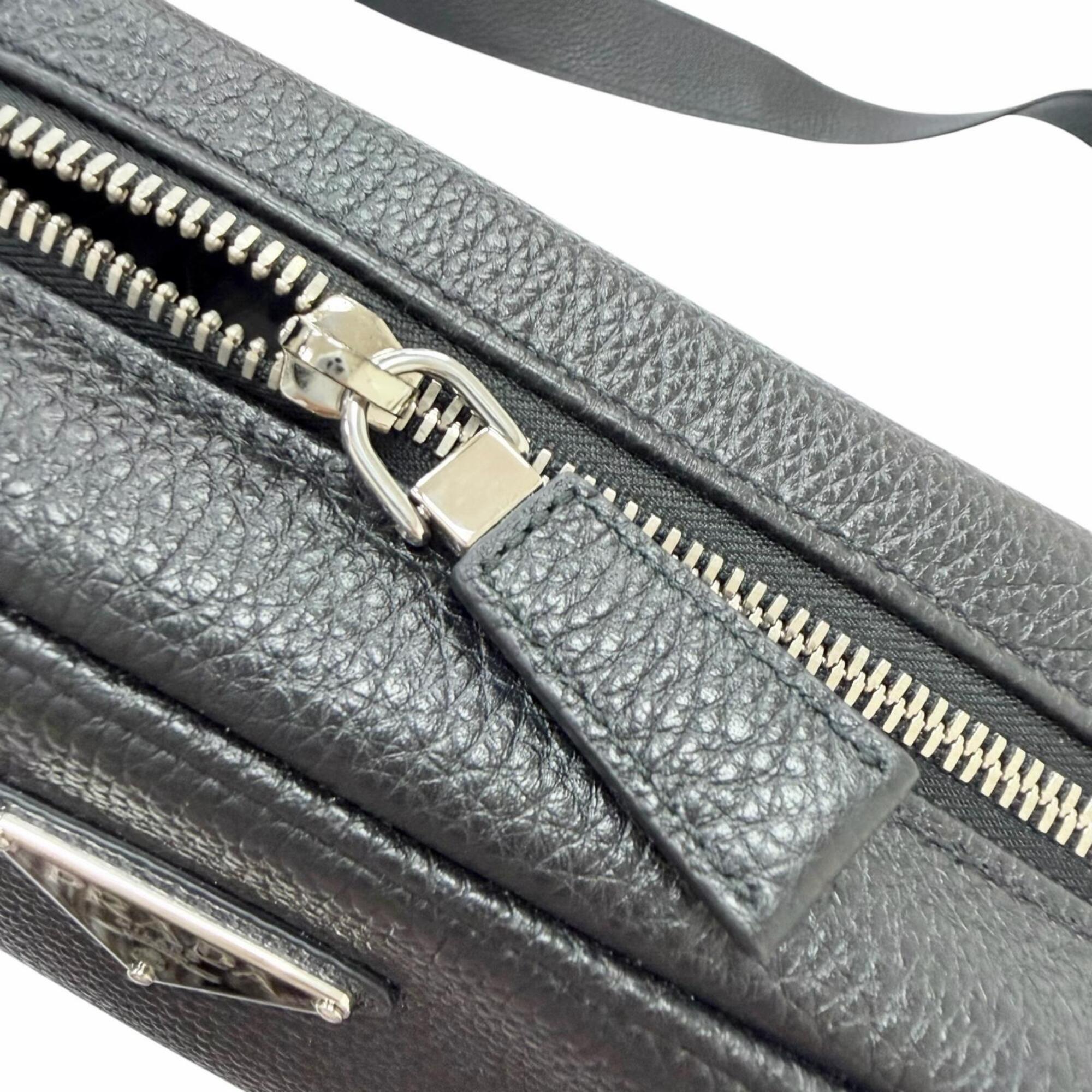PRADA 2VH189 Leather Triangle Logo Crossbody Shoulder Bag, Black, Made in Italy, Recommended for Men — Like New