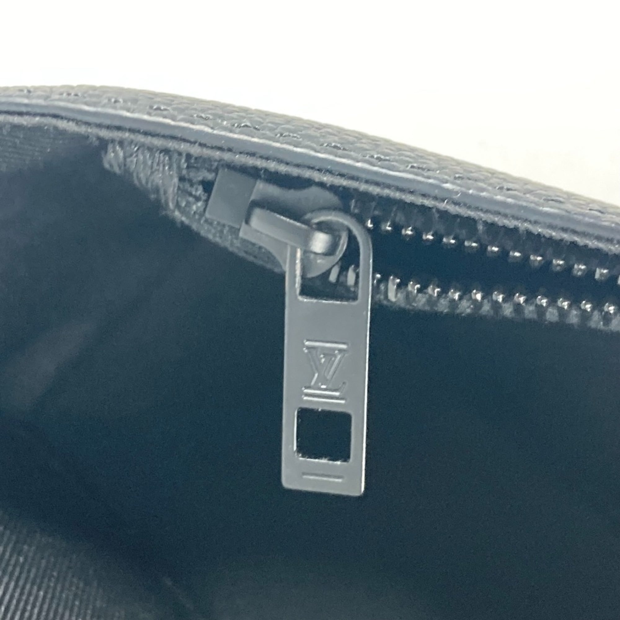LOUIS VUITTON M82085 LV Aerogram Fast Line Wearable Wallet Pochette Shoulder Bag Men's Black G-240625-10 — Like New