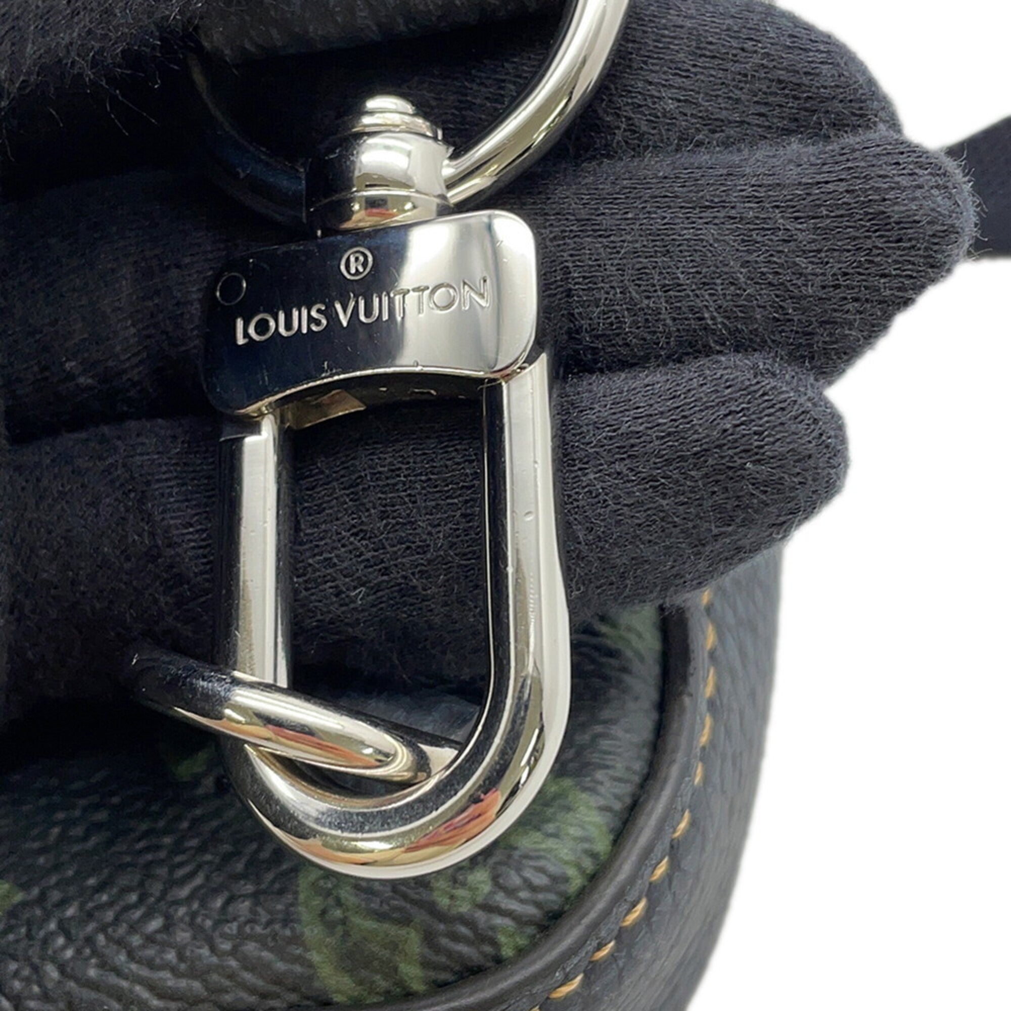 Louis Vuitton Monogram Record Avenue Sling Bag M46344 LOUIS VUITTON LV Fall Collection Handbag for Men — Like New