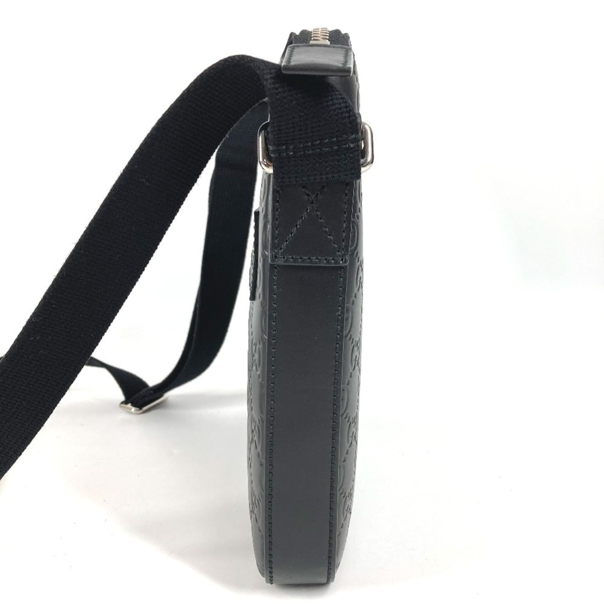 GUCCI 406410 GG Embossed Guccissima Logo Bag, Crossbody Pouch, Shoulder Leather, Black, Men's and Women's — Like New