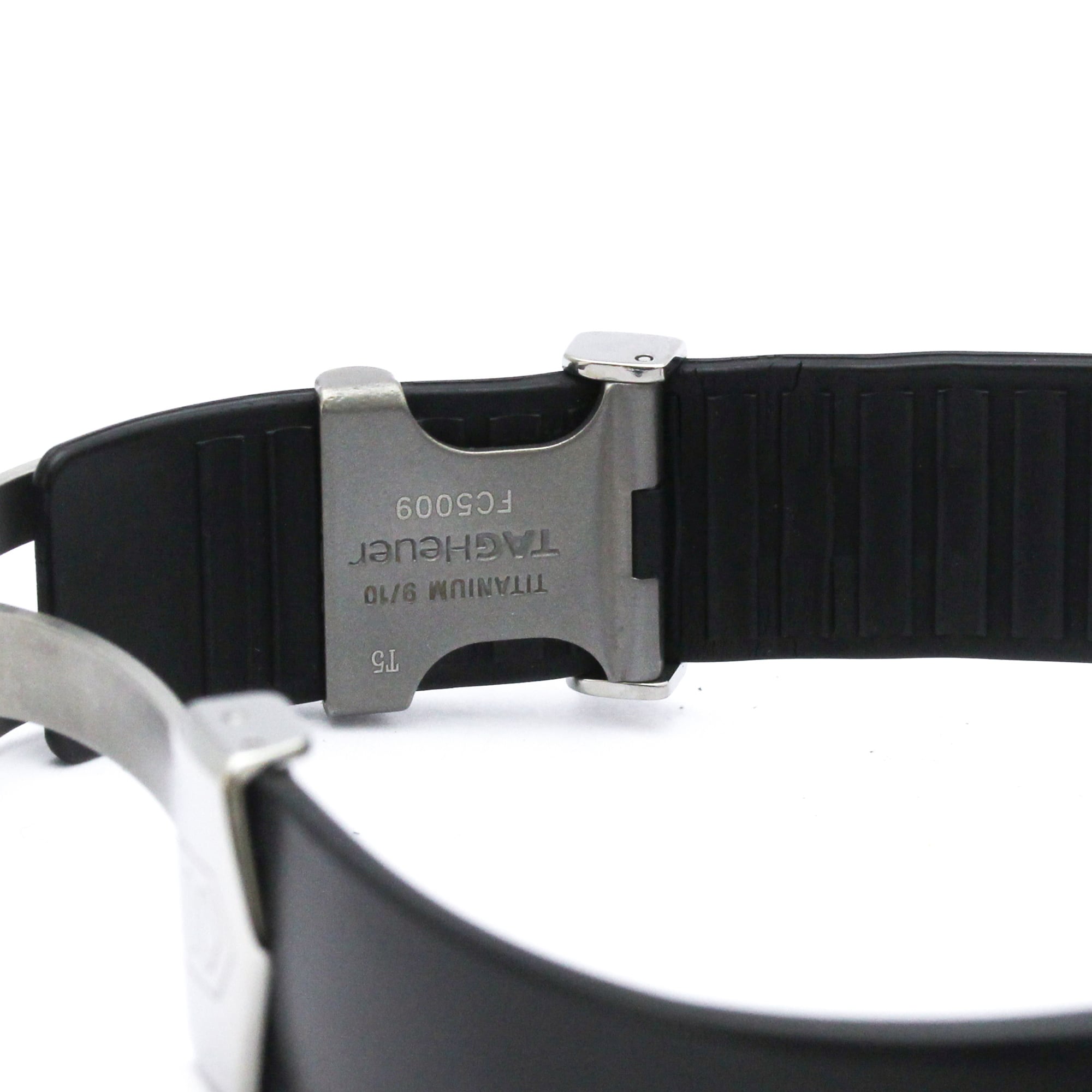 TAG HEUER Kirium Titanium Rubber Quartz Mens Watch WL1180 (外装仕上げ済み) — Very Good