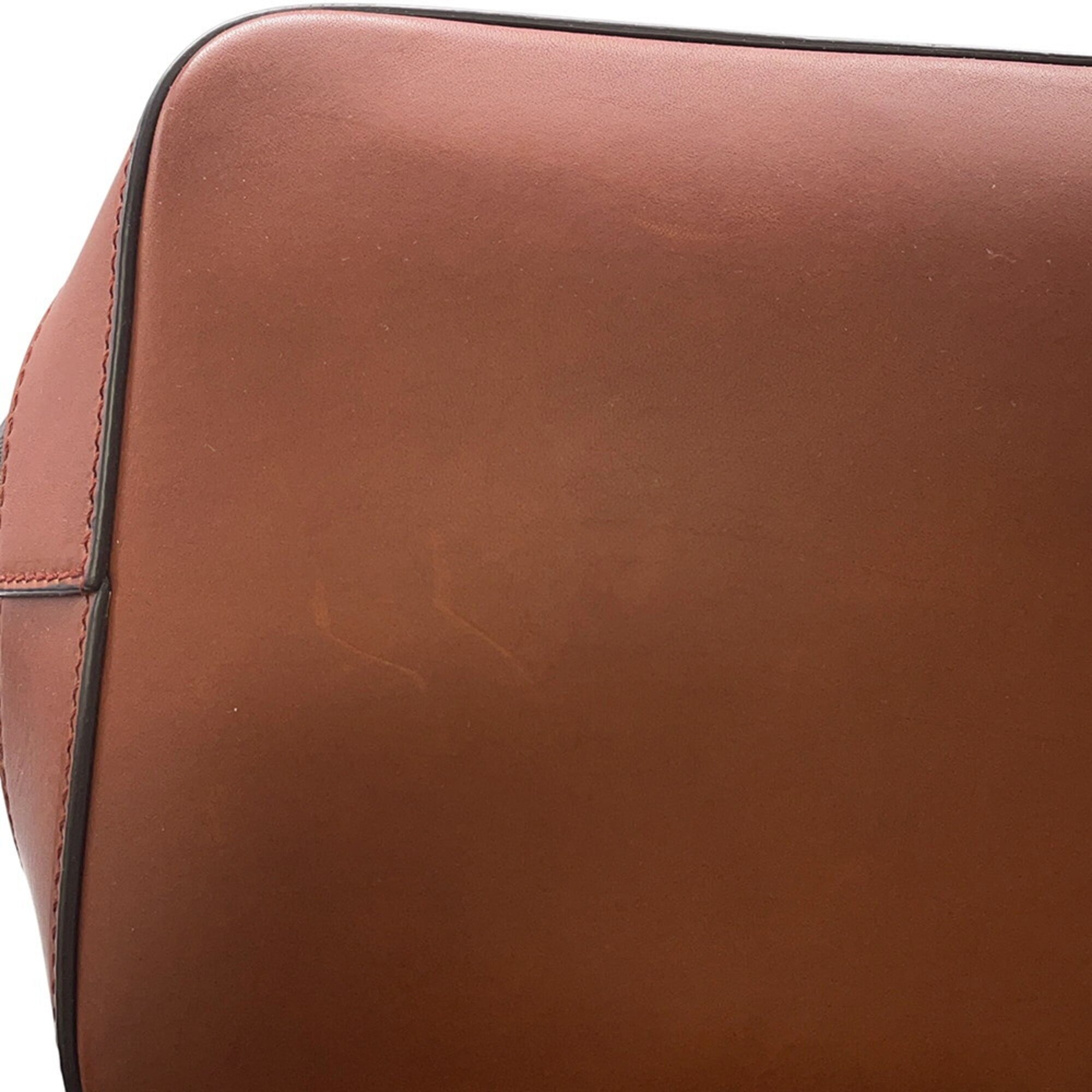 Yves Saint Laurent Saint Laurent Paris Shoulder Bag Le Monogram Bucket Leather 668581 SAINT LAURENT PARIS Handbag — Like New