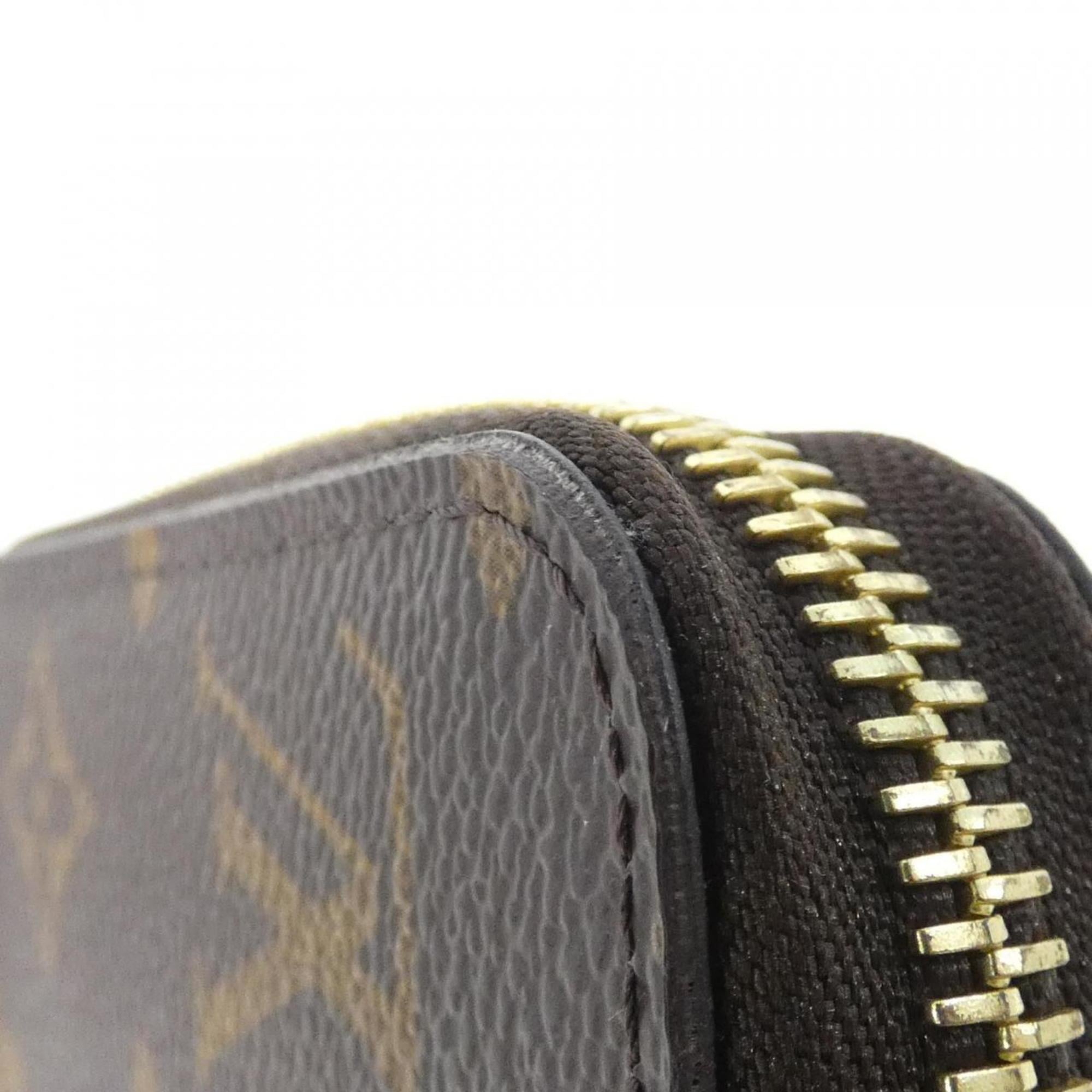 Louis Vuitton Monogram Zippy Wallet M41895