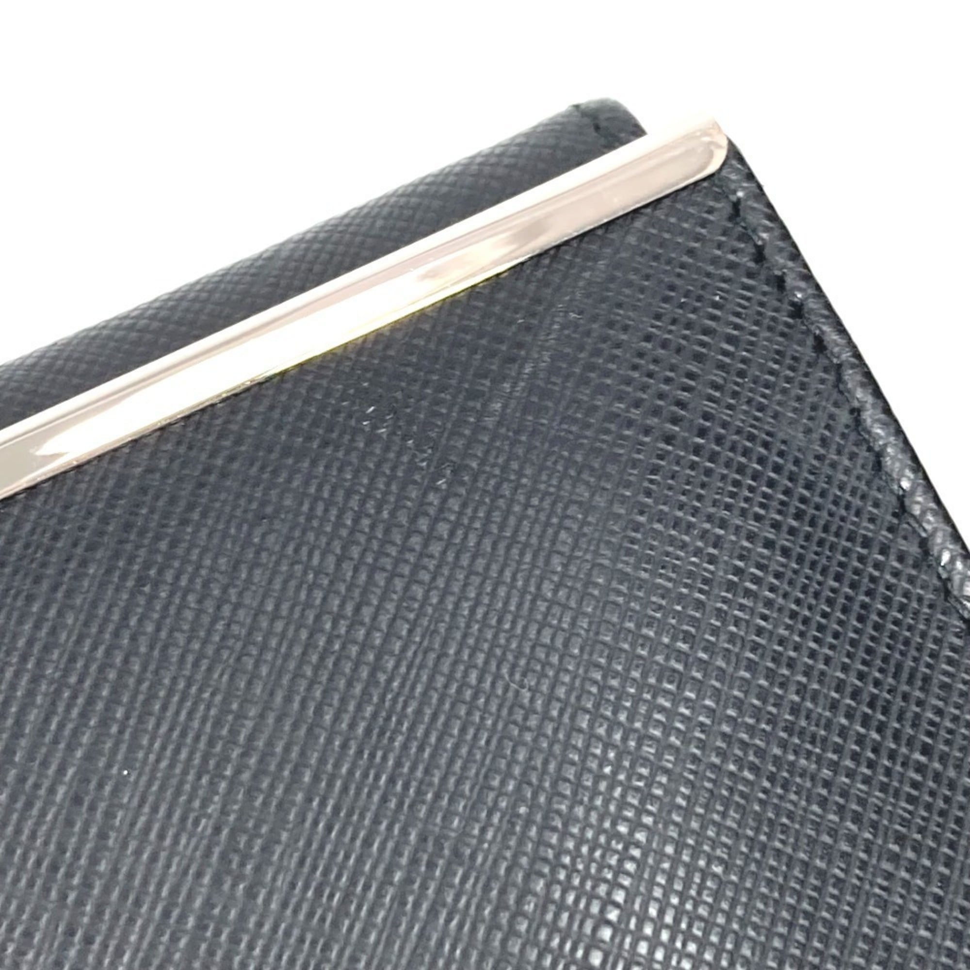 Salvatore Ferragamo Gancini logo long wallet in leather, black for men and women.