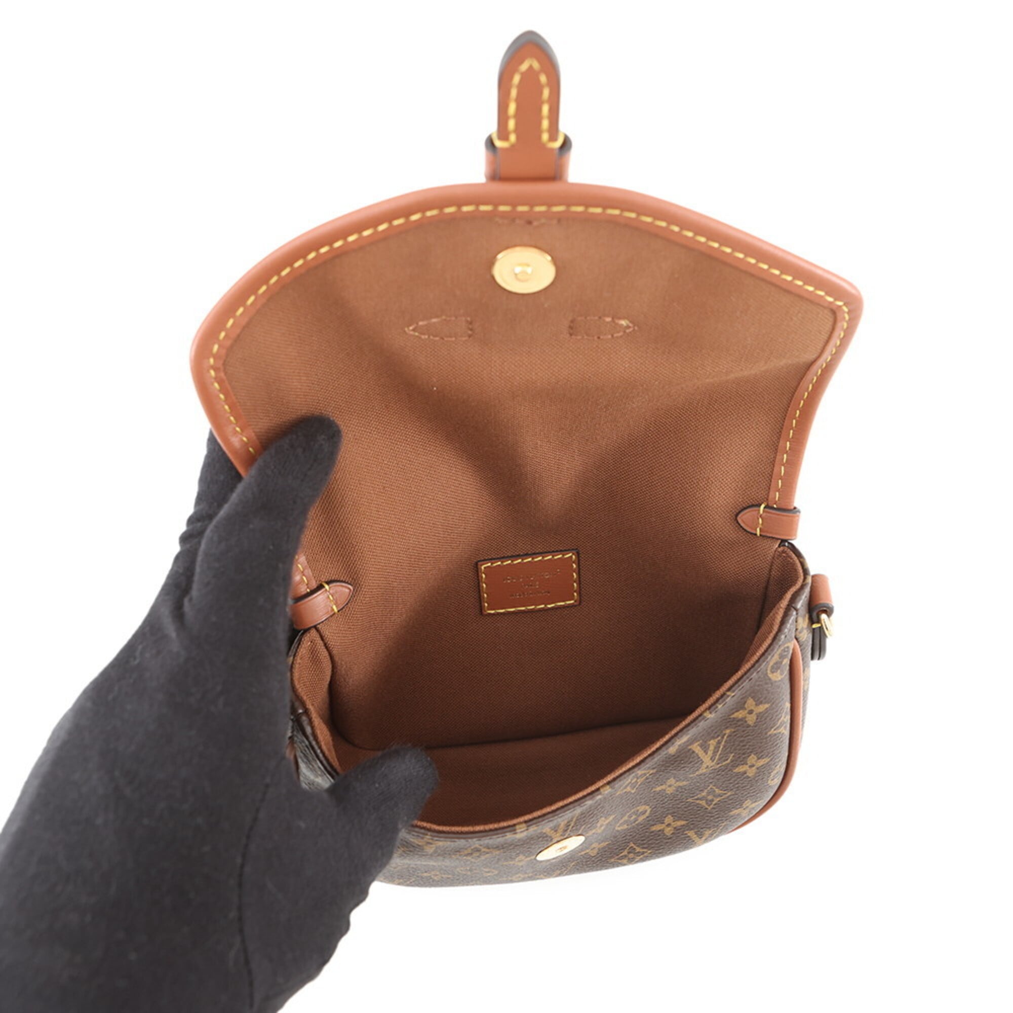 Louis Vuitton Monogram Solo Waist Bag M11613 LOUIS VUITTON 2-way Shoulder Handbag — Like New