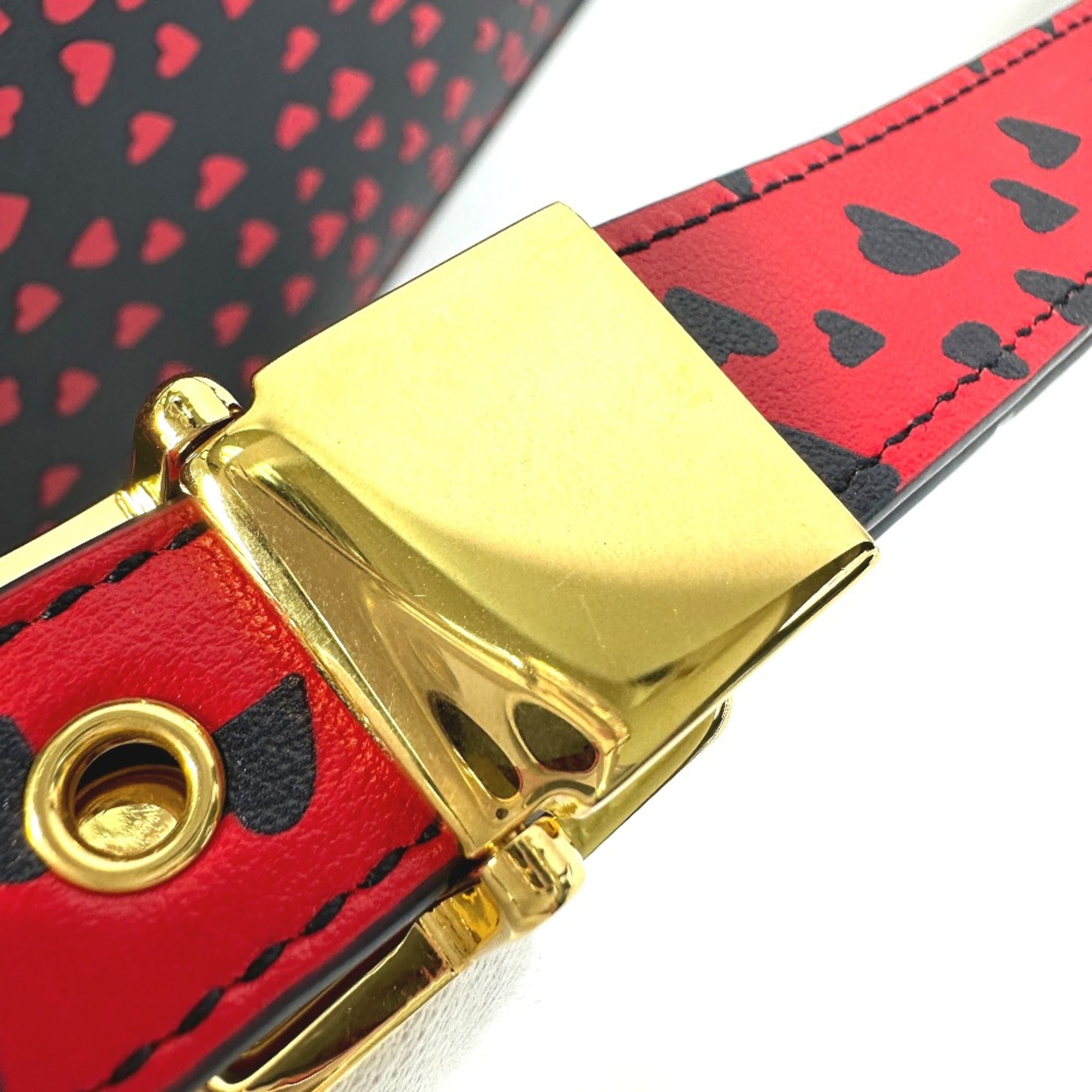Christian CHRISTIAN DIOR heart Logo Crossbody Shoulder Bag Black Red — Like New