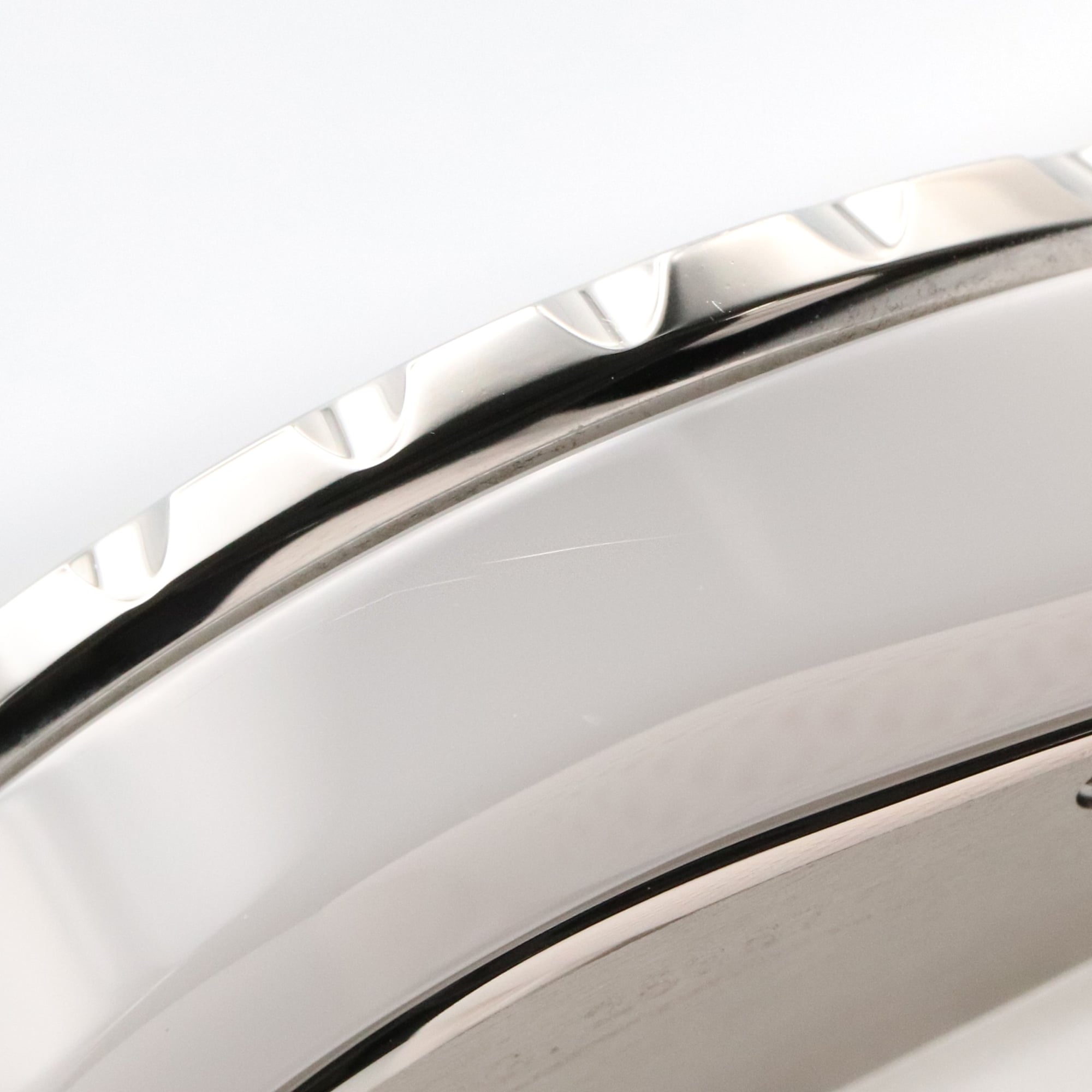 Chanel J12 Mademoiselle Ceramic Watch for Men, White (H5241) — Very Good