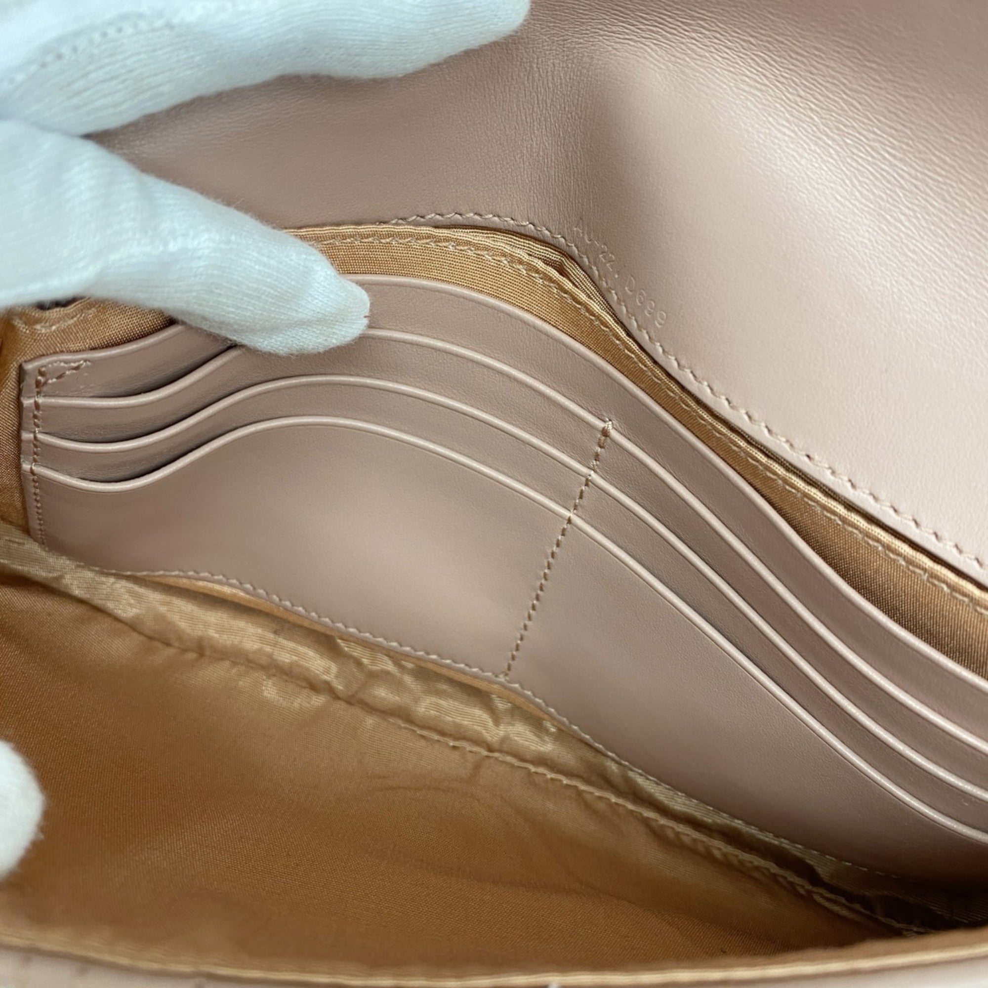 Salvatore Ferragamo Gancini shoulder bag in pink leather