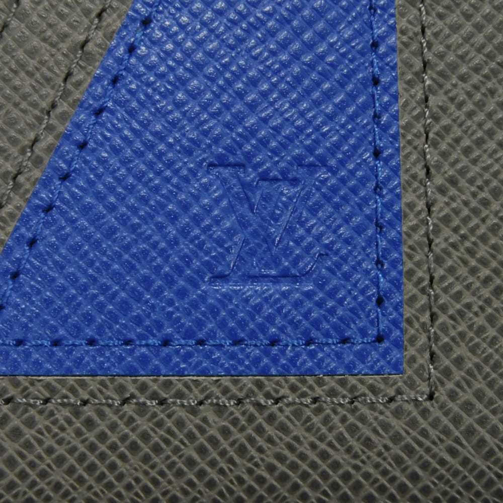 Louis Vuitton LOUIS VUITTON Clutch Bag Pochette Voyage MM America's Cup Grey RFID IC Chip Unused Taiga Glacier M59147 Men's — New - Store Return