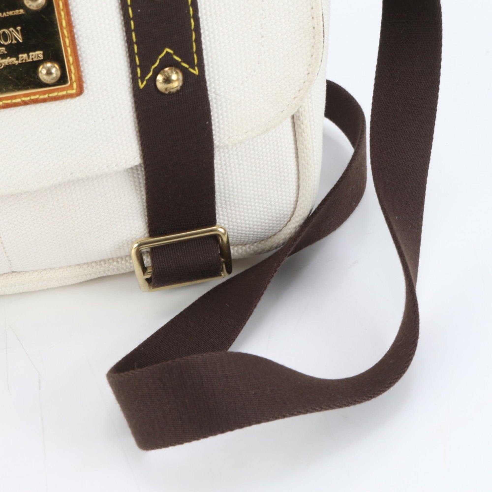 Louis Vuitton Antigua Besas PM Ecru M40042 Men's Messenger Shoulder Bag