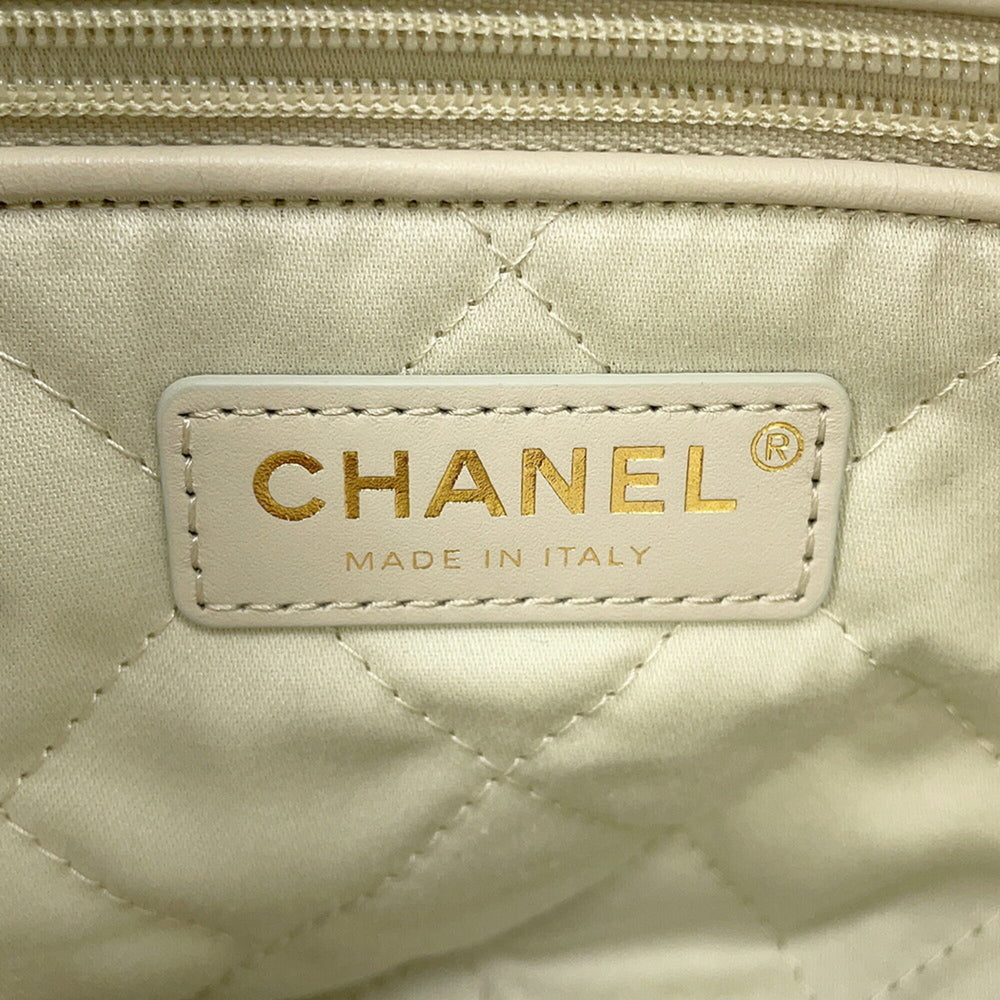 Chanel handbag CHANEL 22 Matelasse Small Shiny Calfskin AS3260 for women — Like New