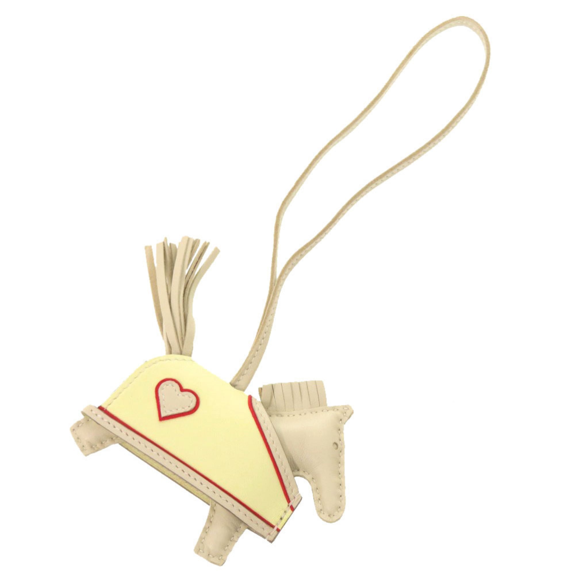 Like New Hermes Rodeo Robeo Coeur PM Heart Clé Jaune Milton Rouge Ladue Agneau Milo K Stamp (2025) Accessory Bag Charm 1483 HERMES — Like New