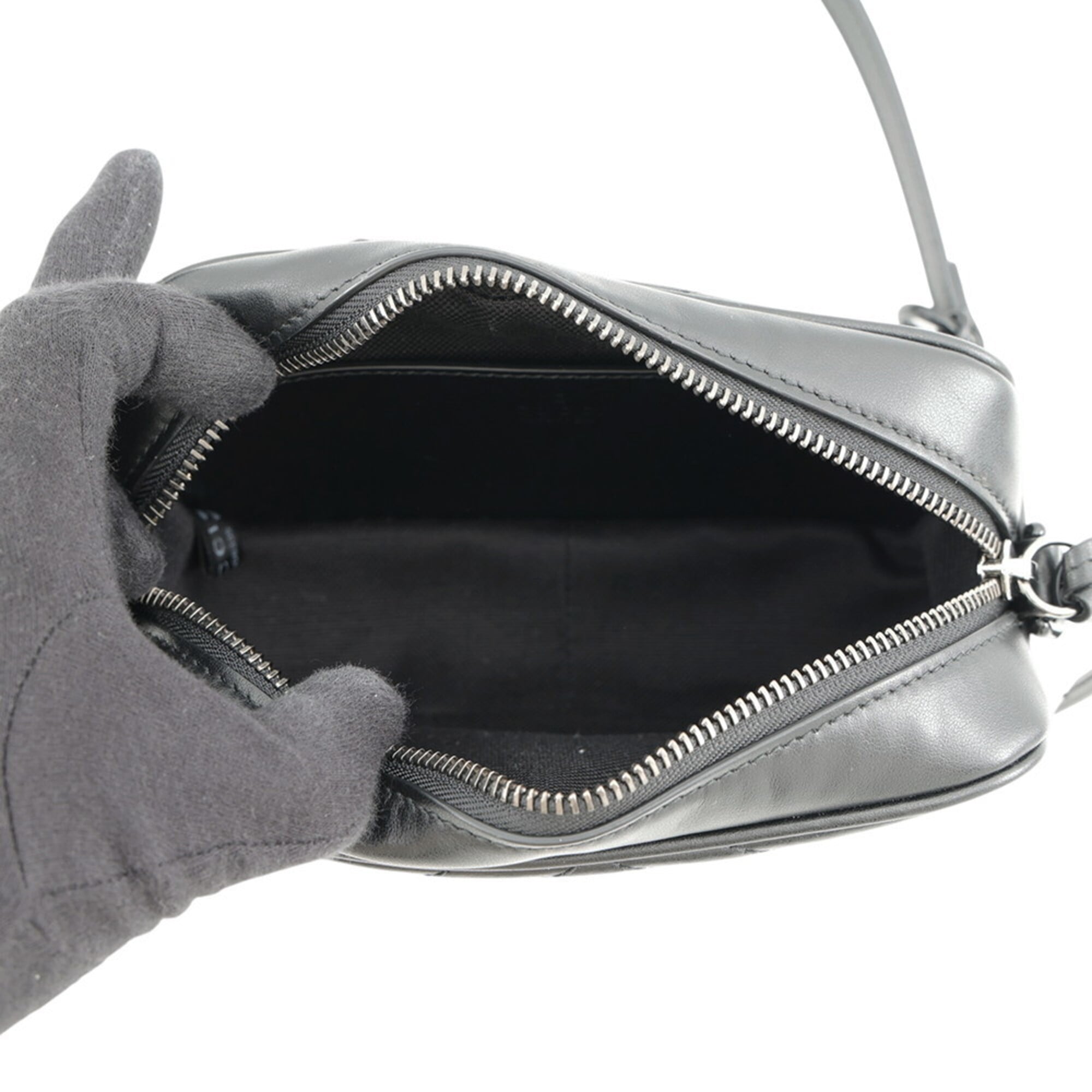 Gucci Chain Shoulder Bag Mini GG Marmont Leather 448065 GUCCI Camera Black Handbag Women's — Like New